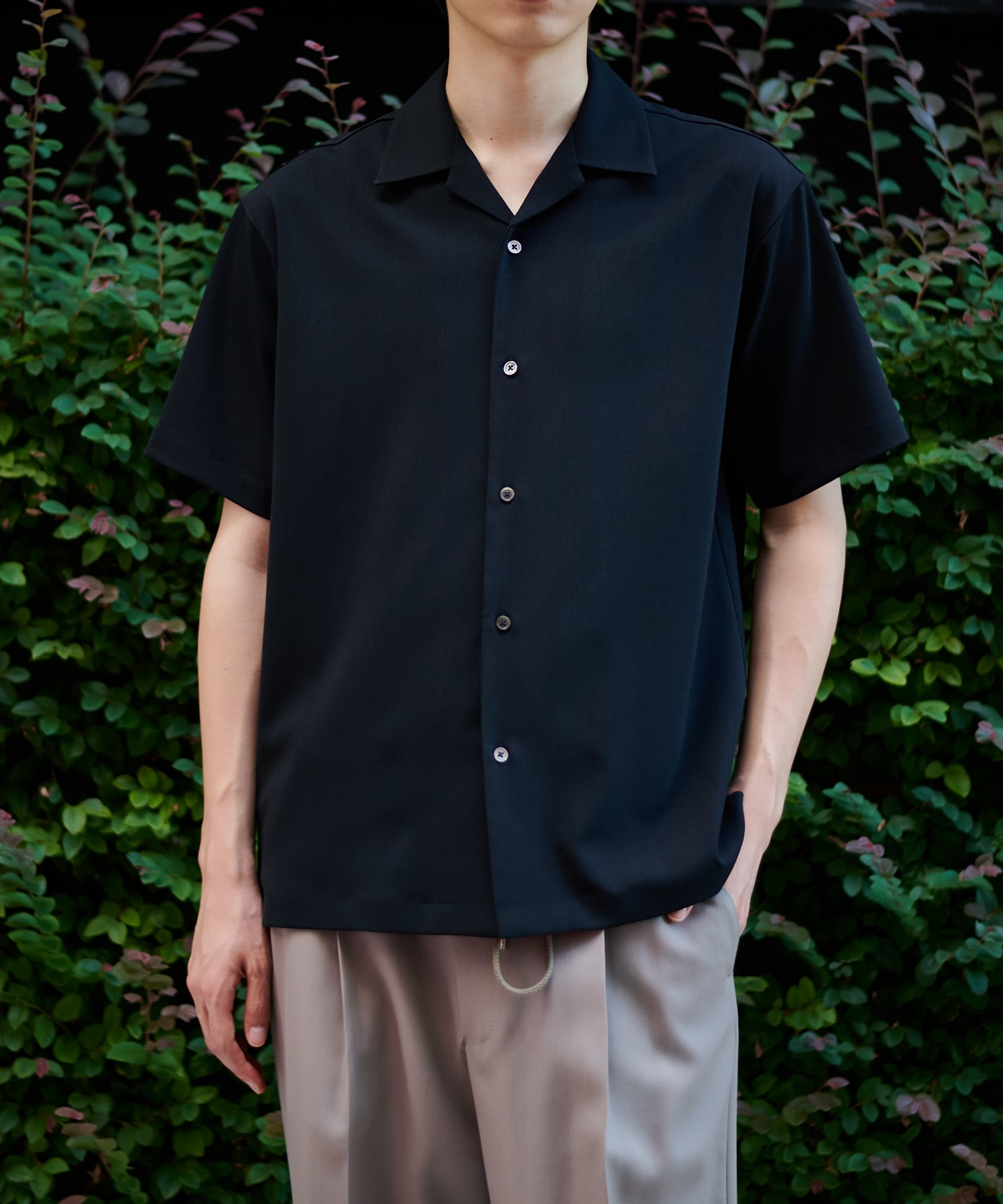 DRY TWILL OPEN COLLAR S/S SHIRT STUDIOUS