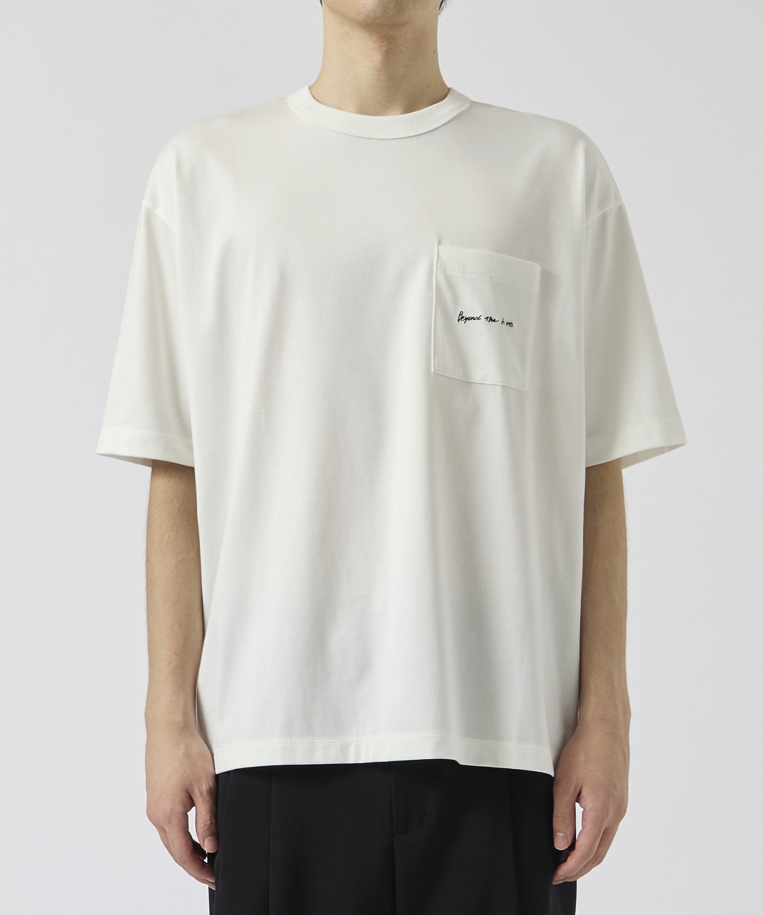 BEYOND THE HERE TEE S/S STUDIOUS