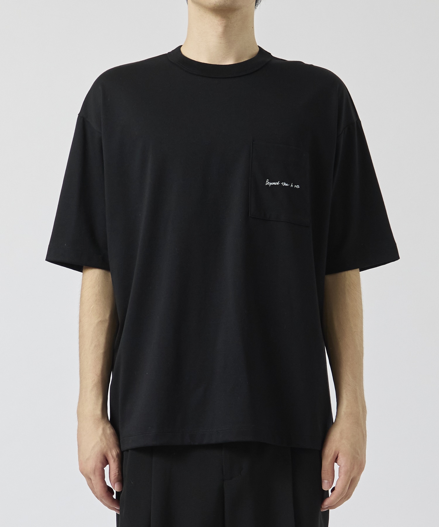 BEYOND THE HERE TEE S/S STUDIOUS