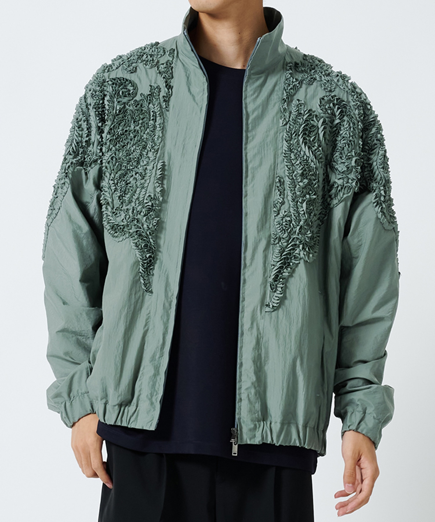 EMBROIDERY WIND BREAKER TAAKK