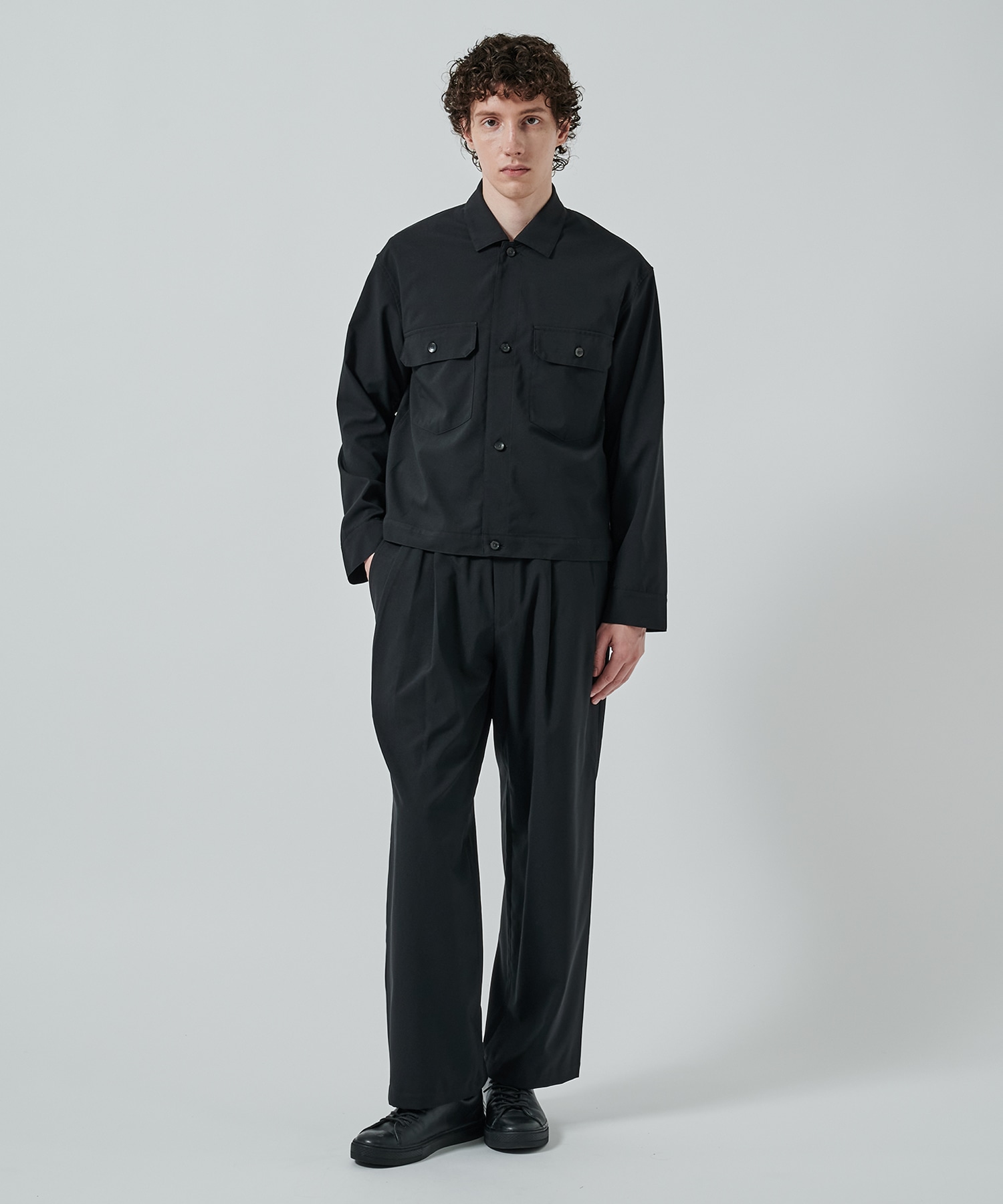 〈別注〉TWO TUCK EASY TROUSERS MARKAWARE/marka