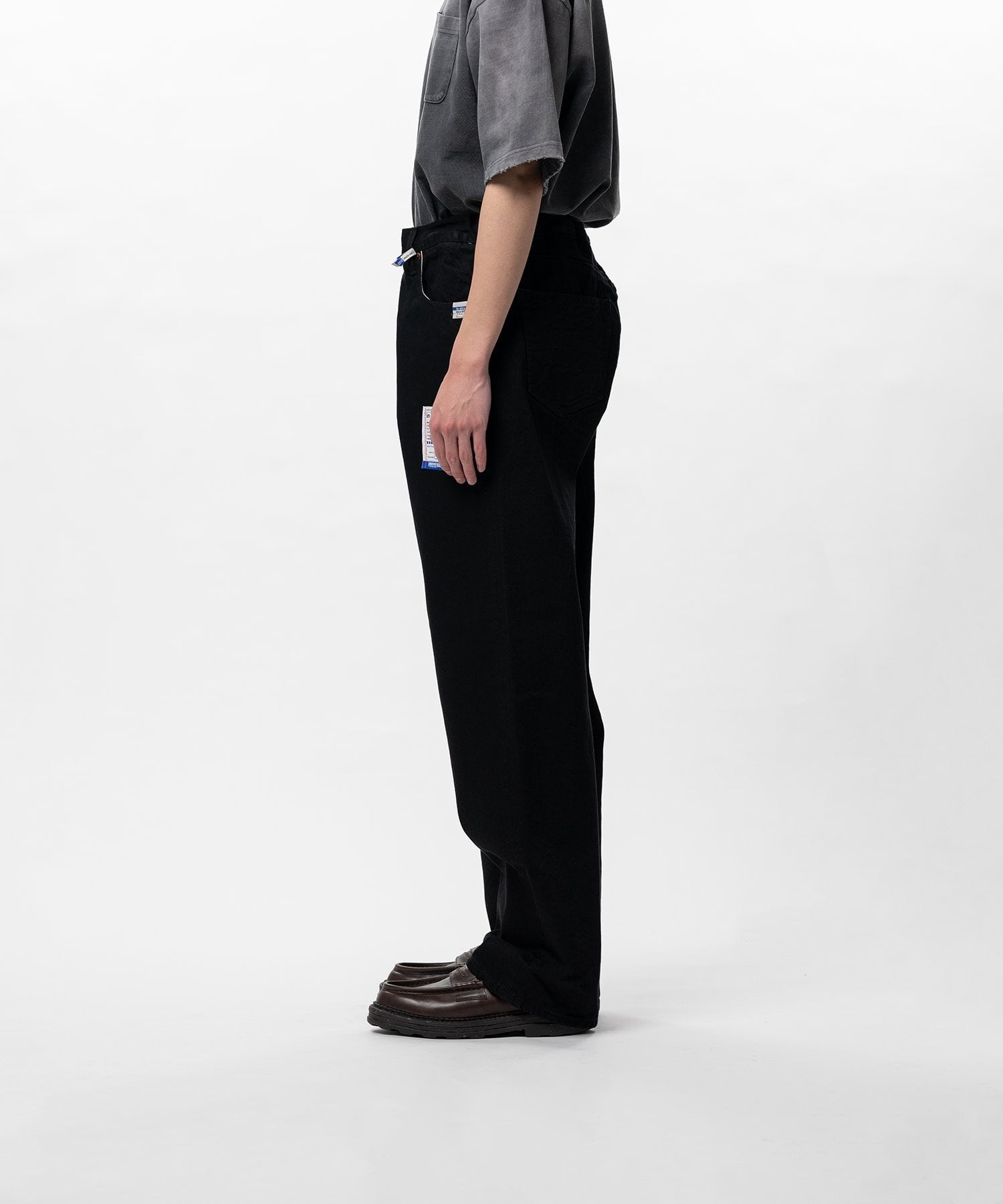 ONE WASHED SELVAGE DENIM STRAIGHT PANTS in・stru(men-tal)