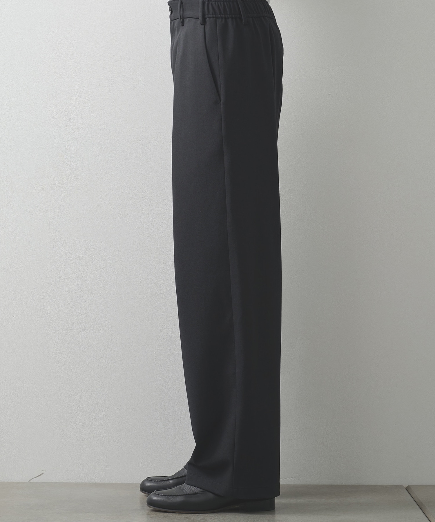 Non-Mulesed Easy Slacks STUDIOUS