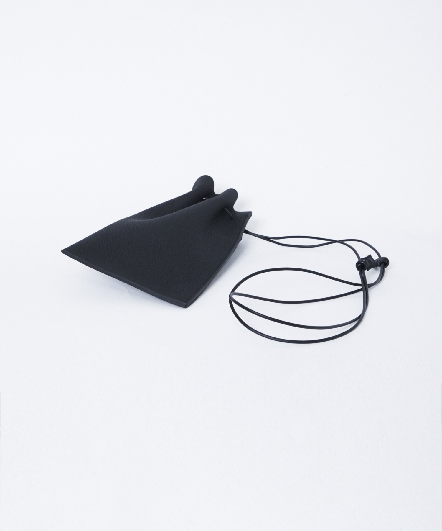 HERRIE KINCHAKU POUCH-PM / DIPLO SKY ITTI