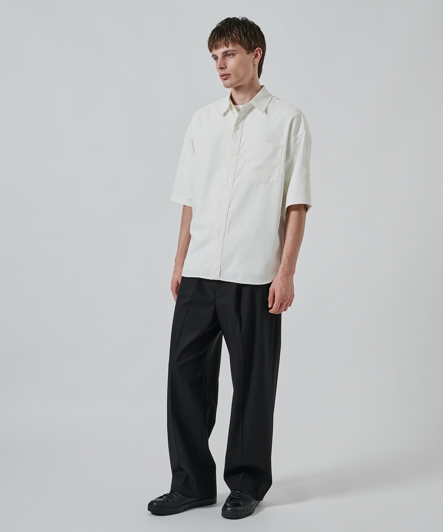 SUKENAI SHIRTS S/S STUDIOUS