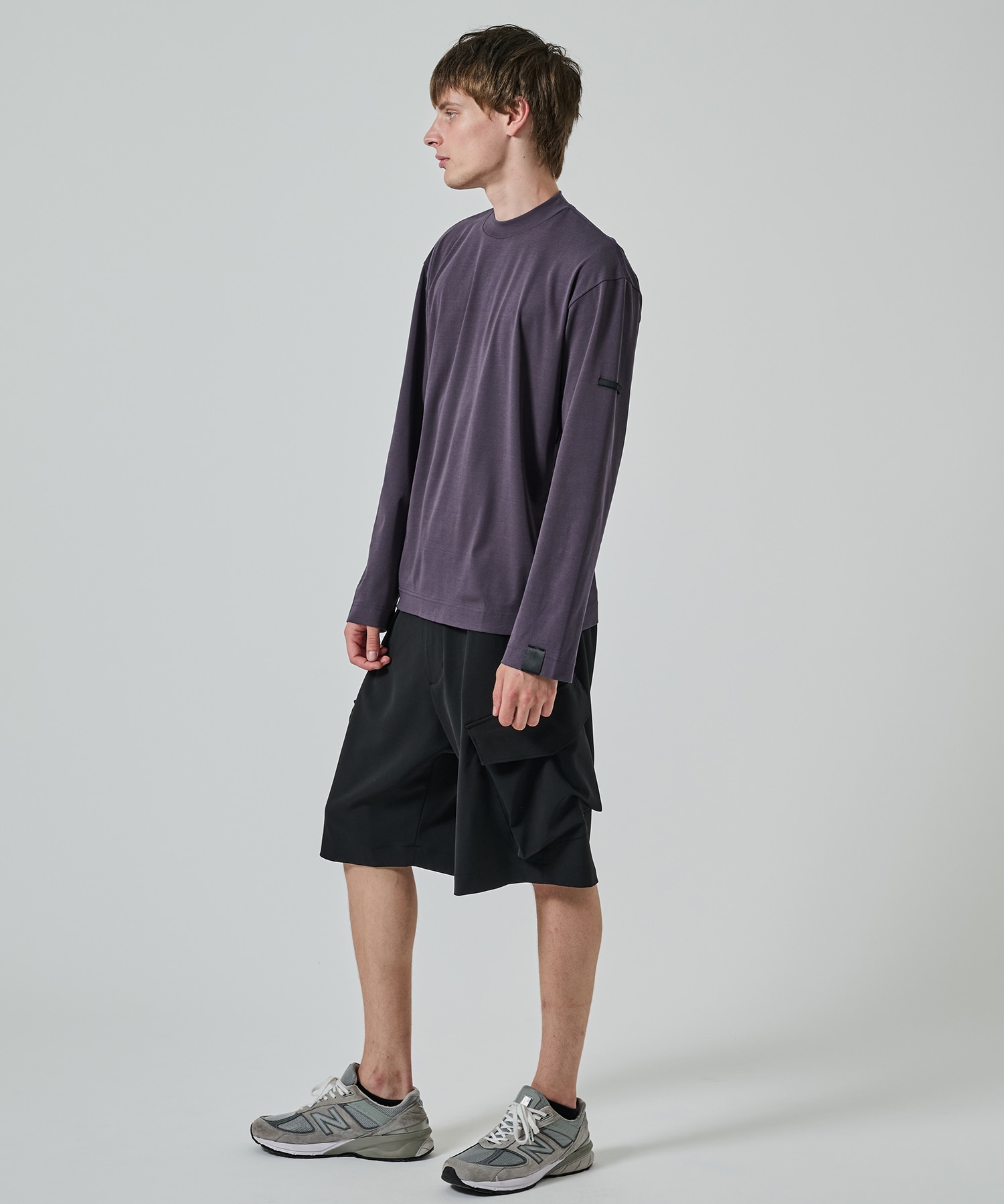 2251-CS04-019 CREWNECK LONG SLEEVE N.HOOLYWOOD