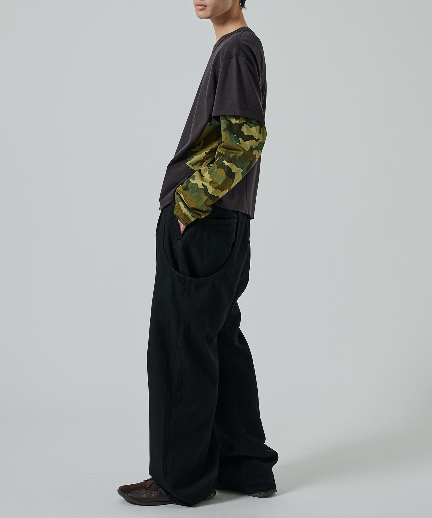 別注 PANELED LAYERD SLEEVE T-SHIRT NVRFRGT