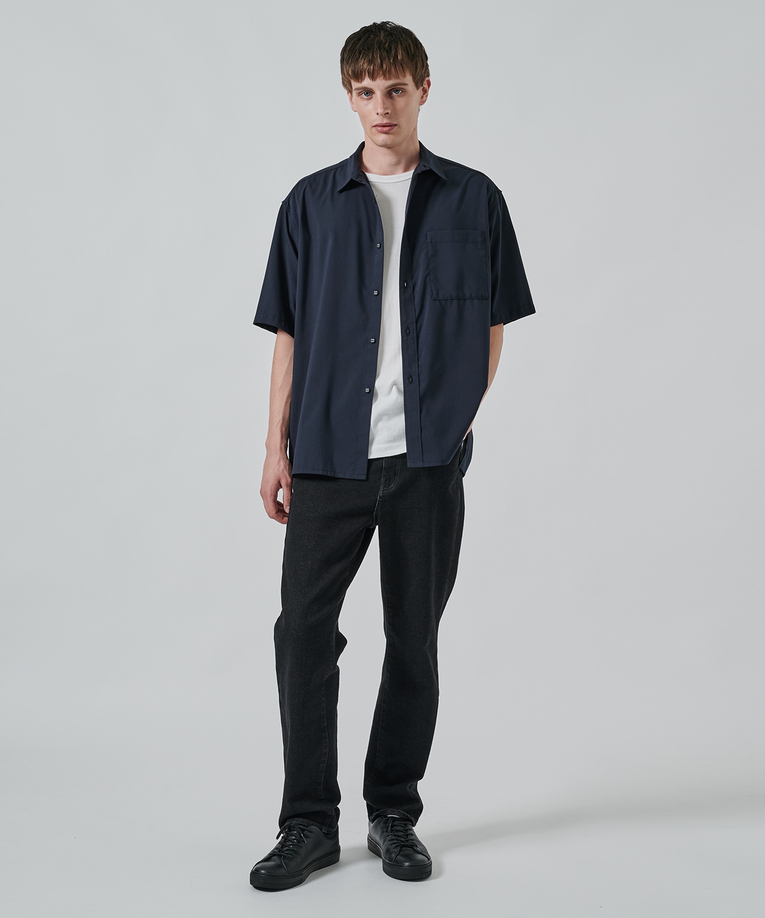 〈別注〉REGULAR COLLAR HALF SLEEVE SHIRT White Mountaineering