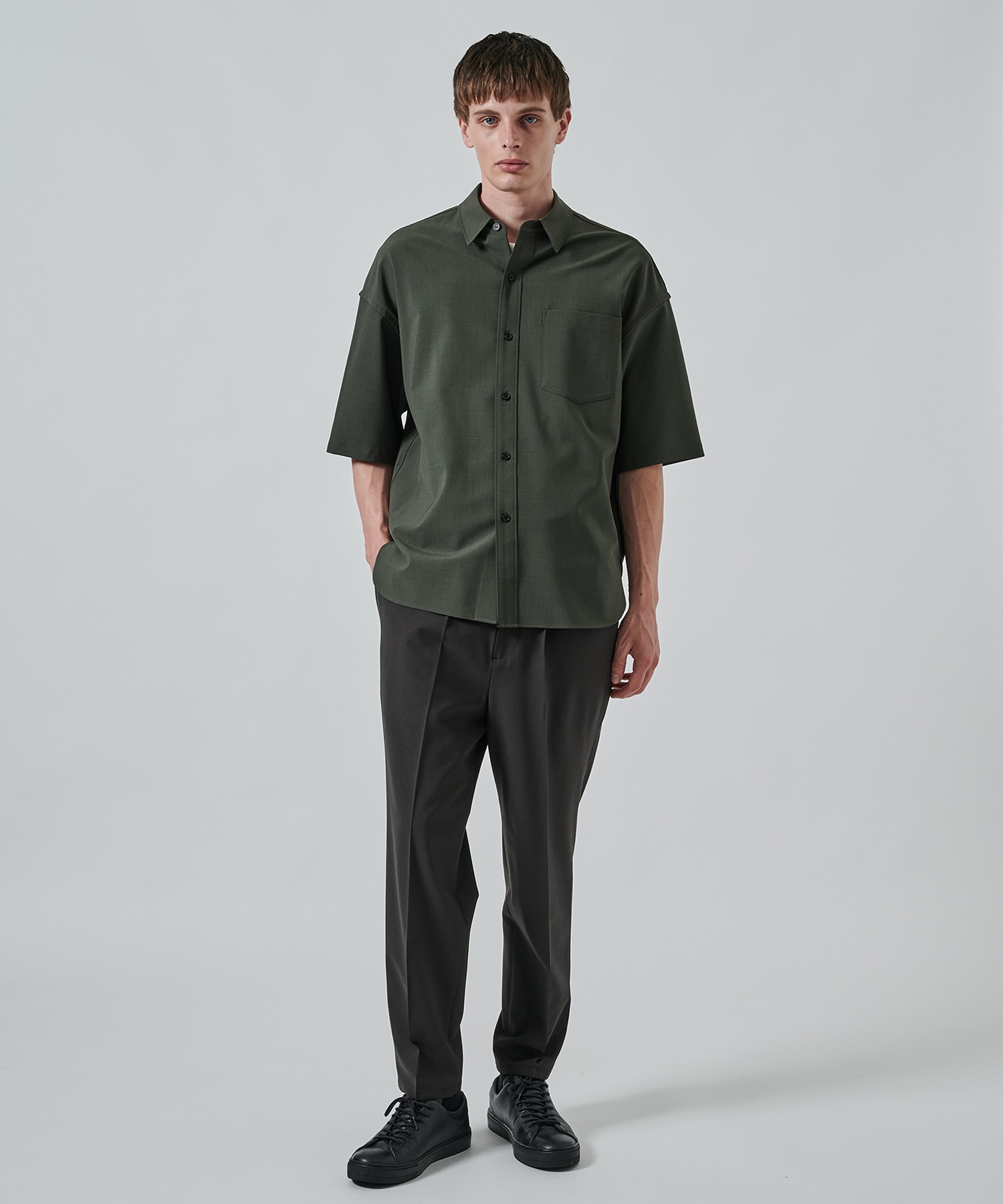 SUMMER WOOL TAPERED SLACKS STUDIOUS