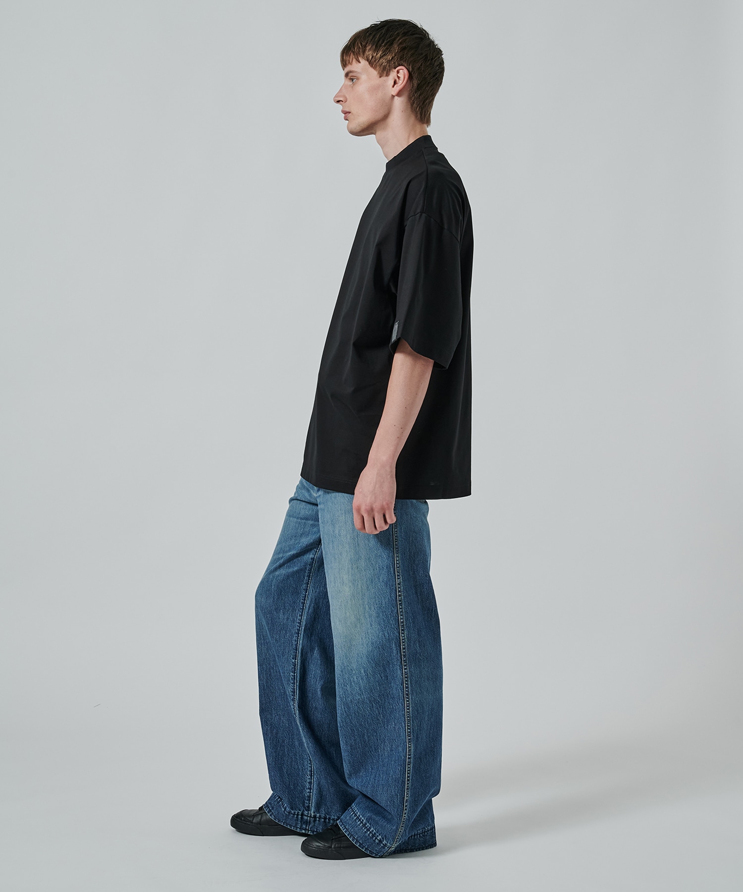 BIG T-SHIRT N.HOOLYWOOD