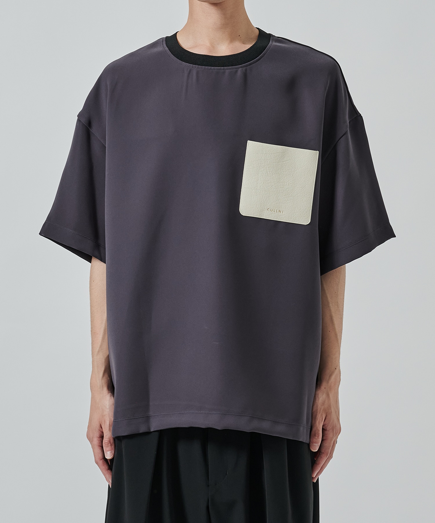 〈別注〉Sugoku Suzushii Leather Pocket S/S TEE CULLNI