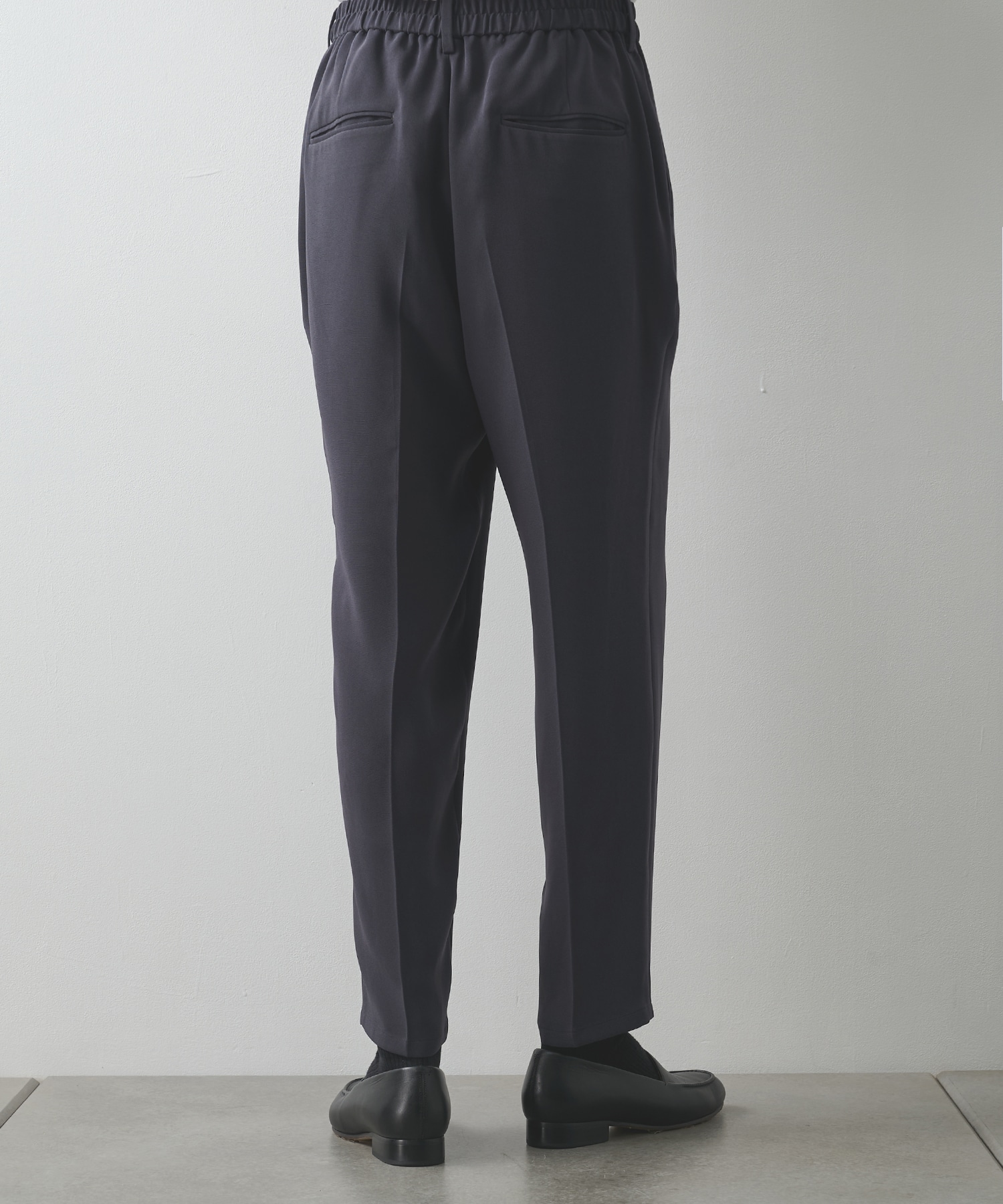 SUMMER ESSENTIAL TAPERED PANTS STUDIOUS