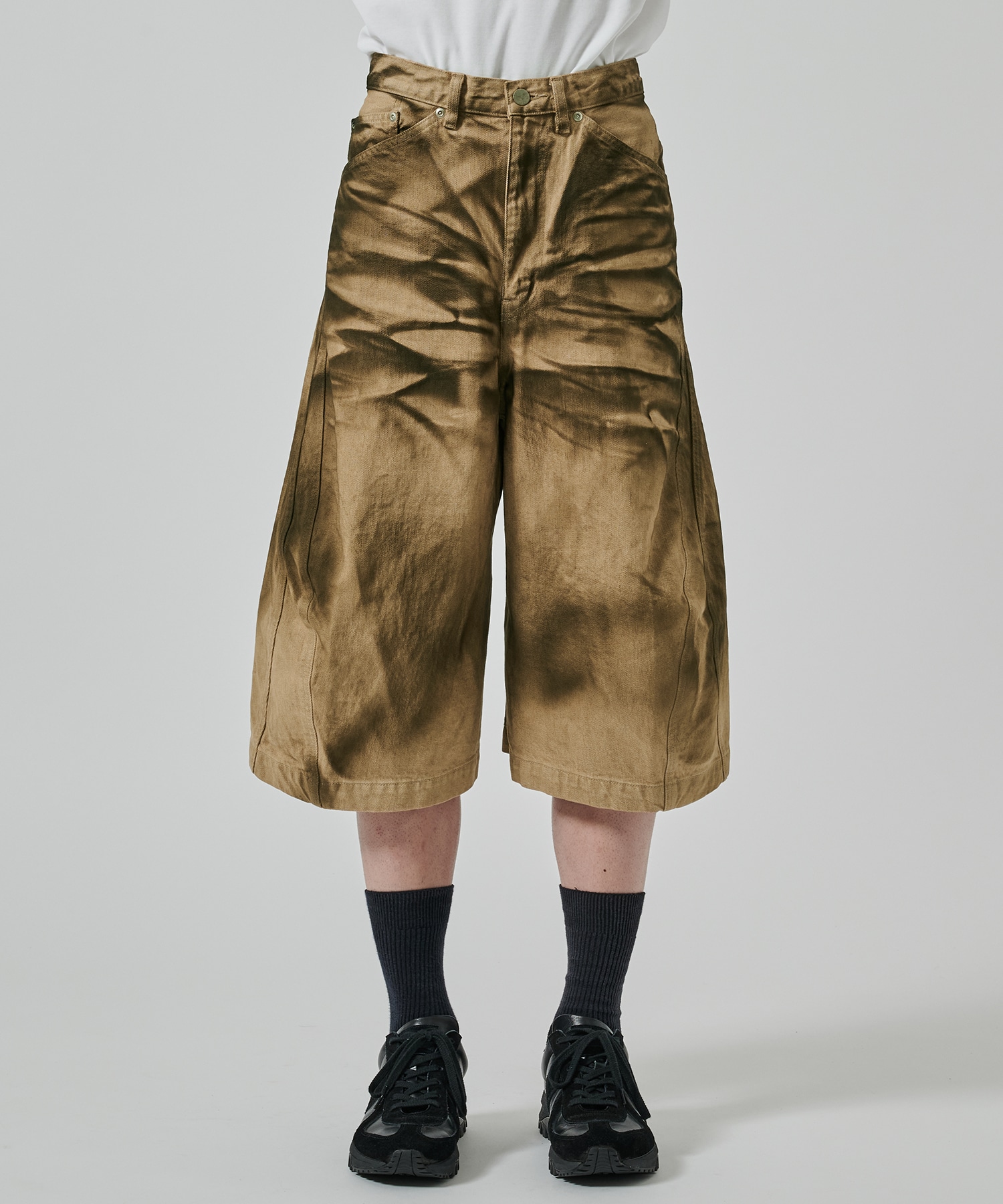 3D TWISTED SHORTS NVRFRGT