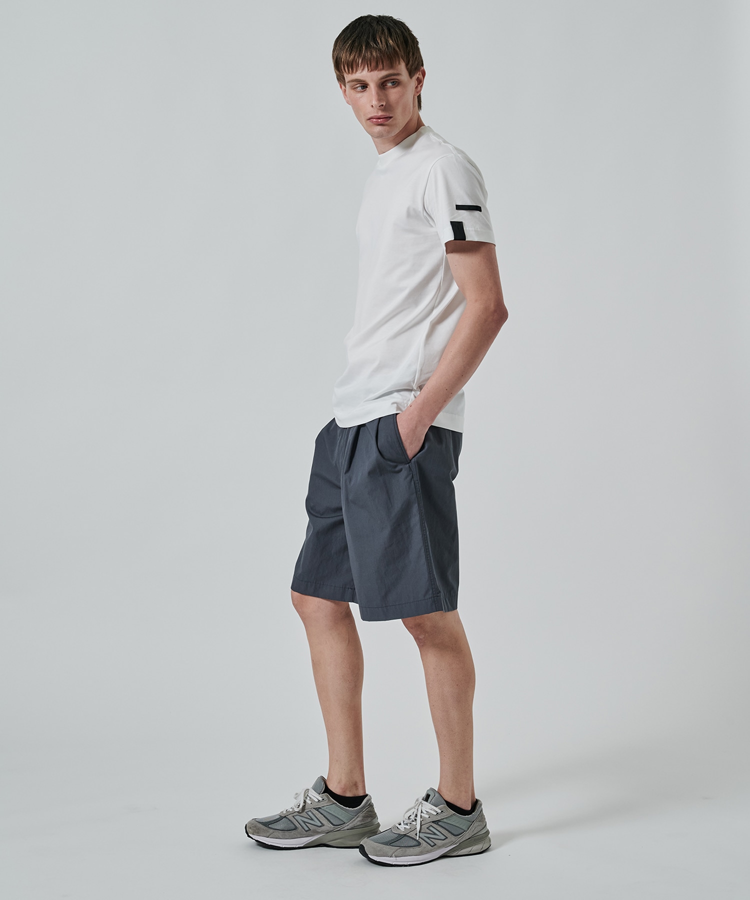 9251-CP50-005 TUCK HALF PANTS N.HOOLYWOOD