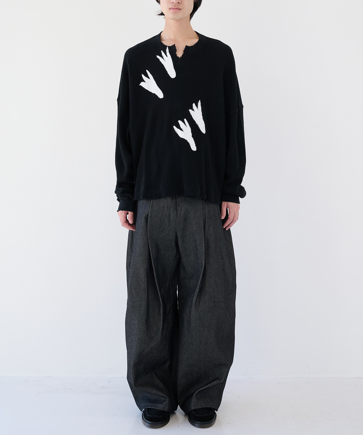 別注DAMAGED THEIR TRACKS SHINYAKOZUKA