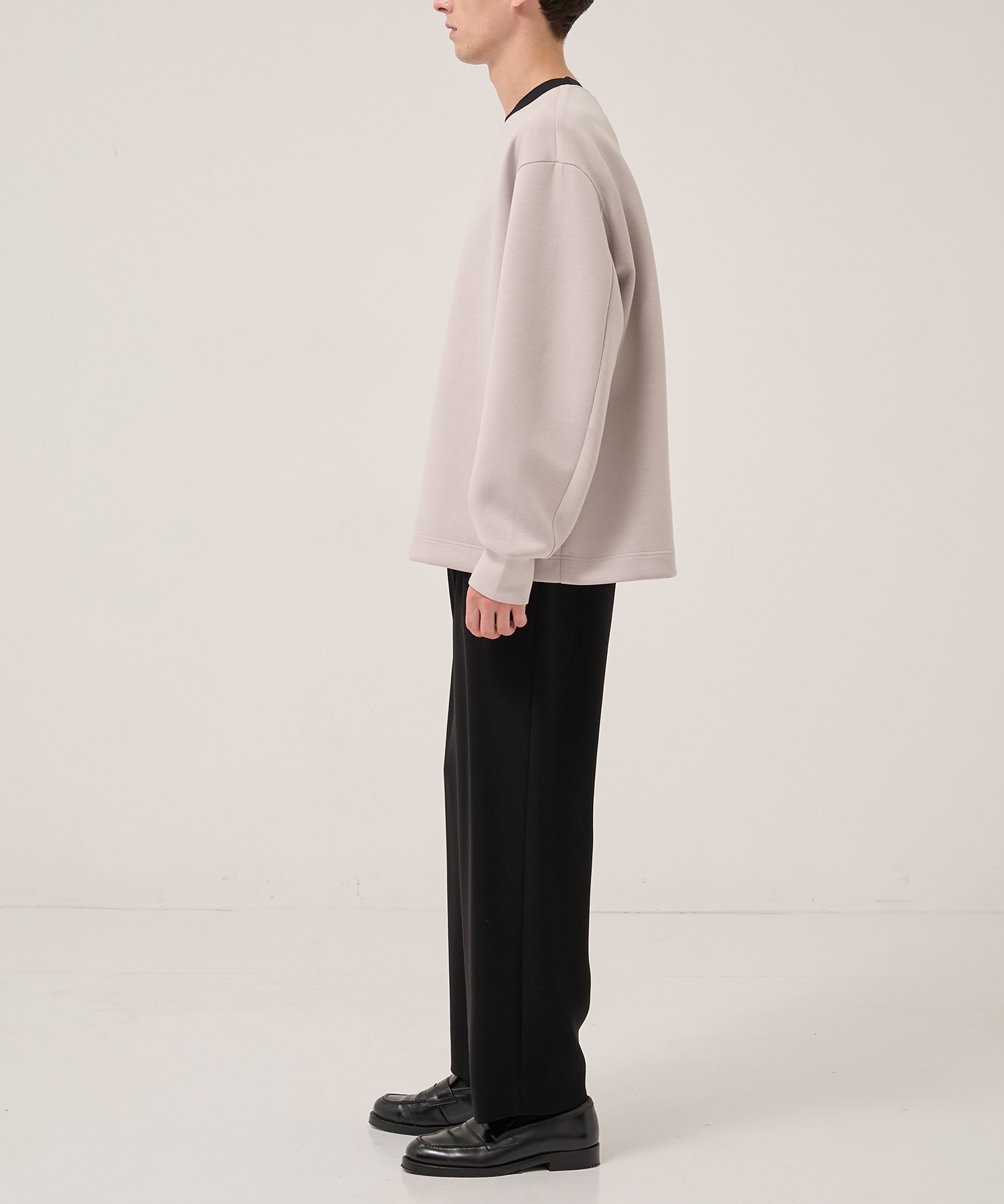 CULLNI Logo Embroidery Long Sleeve Pullover CULLNI