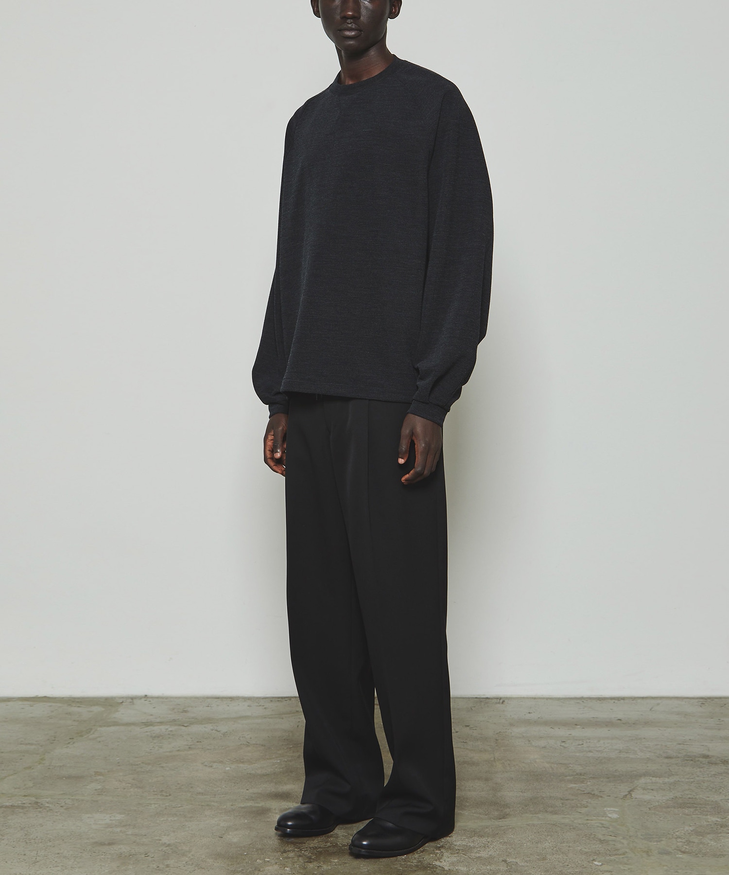 THE RAGLAN SWEAT THE RERACS