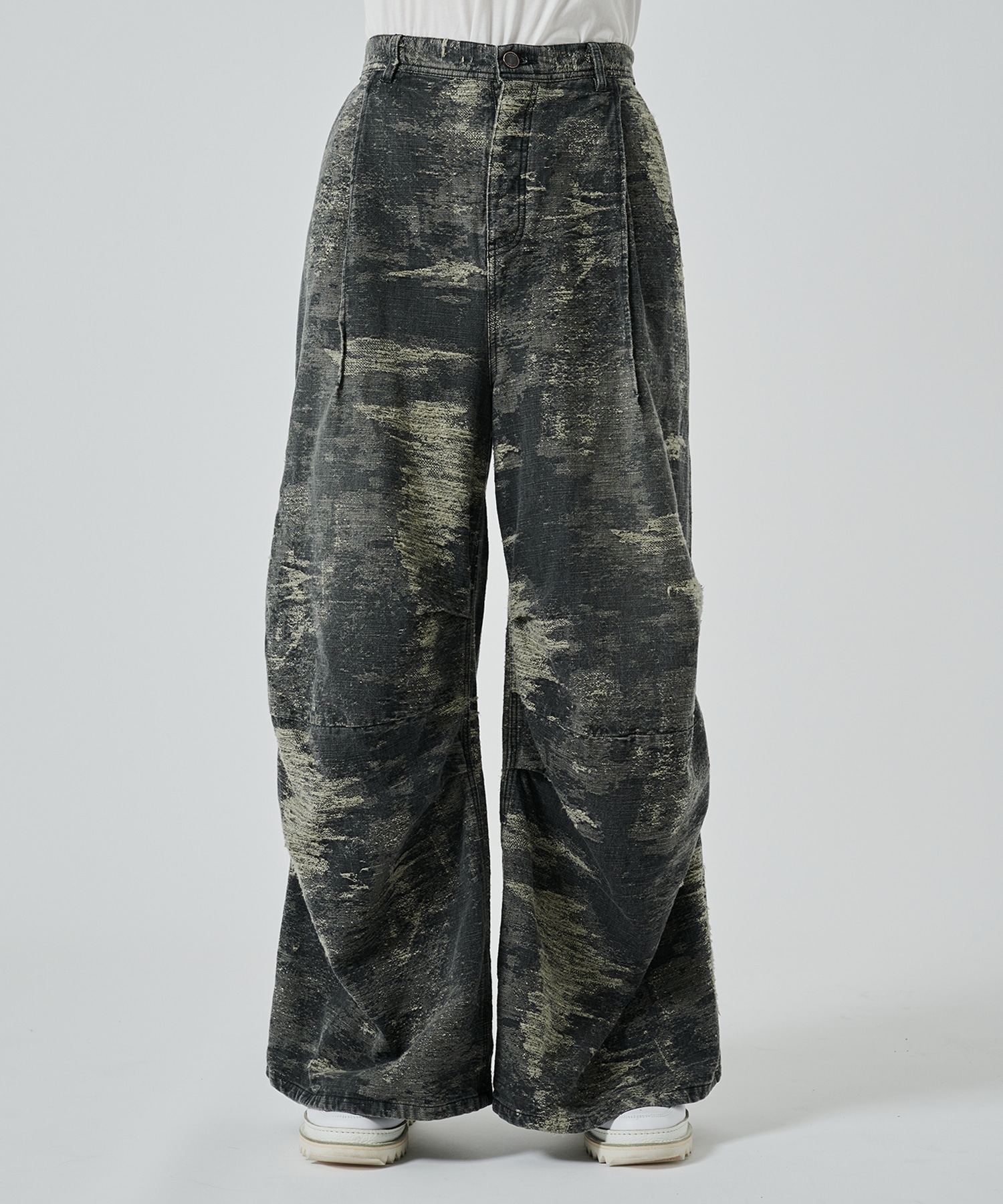 DESIGN TROUSERS TAAKK
