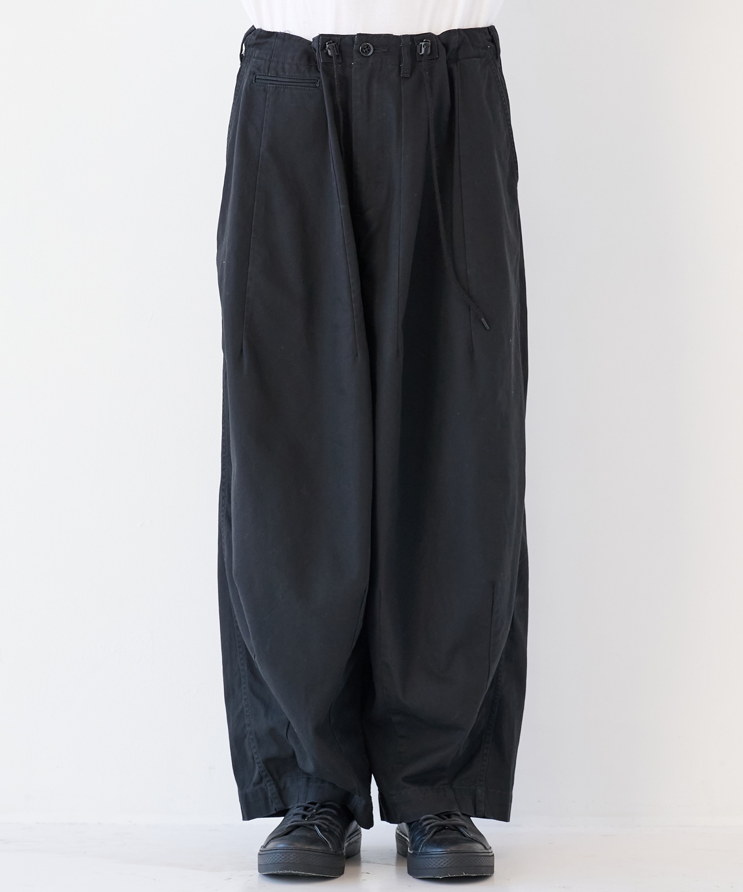 H.D. Pant - Military NEEDLES