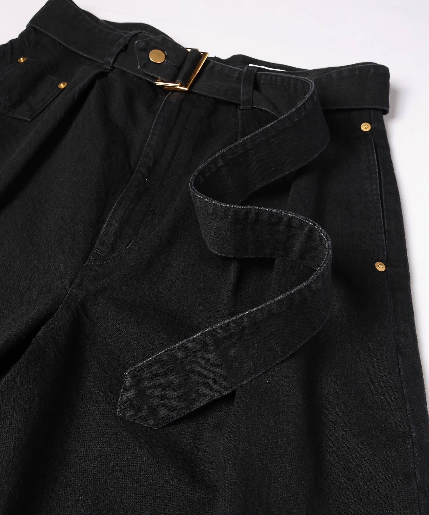 Barrel 1Tuck Wide Denim Pants with Long Belt CULLNI