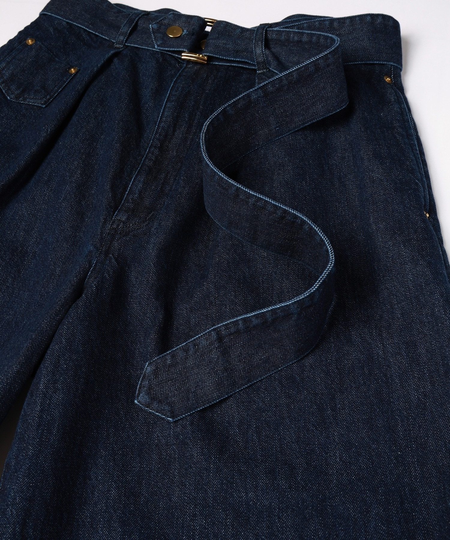 Barrel 1Tuck Wide Denim Pants with Long Belt CULLNI