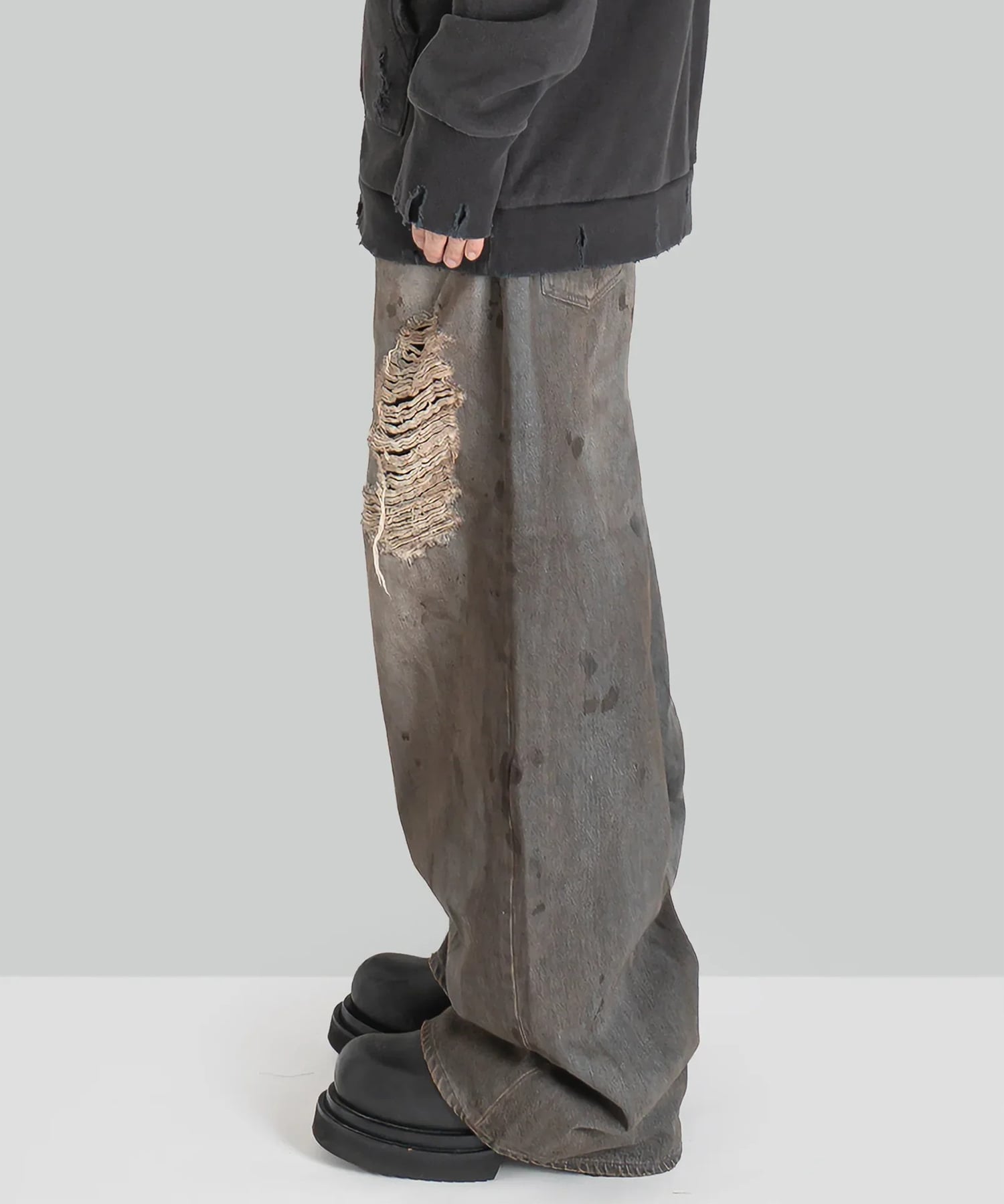 CRASH DENIM PANTS DISCOVERED
