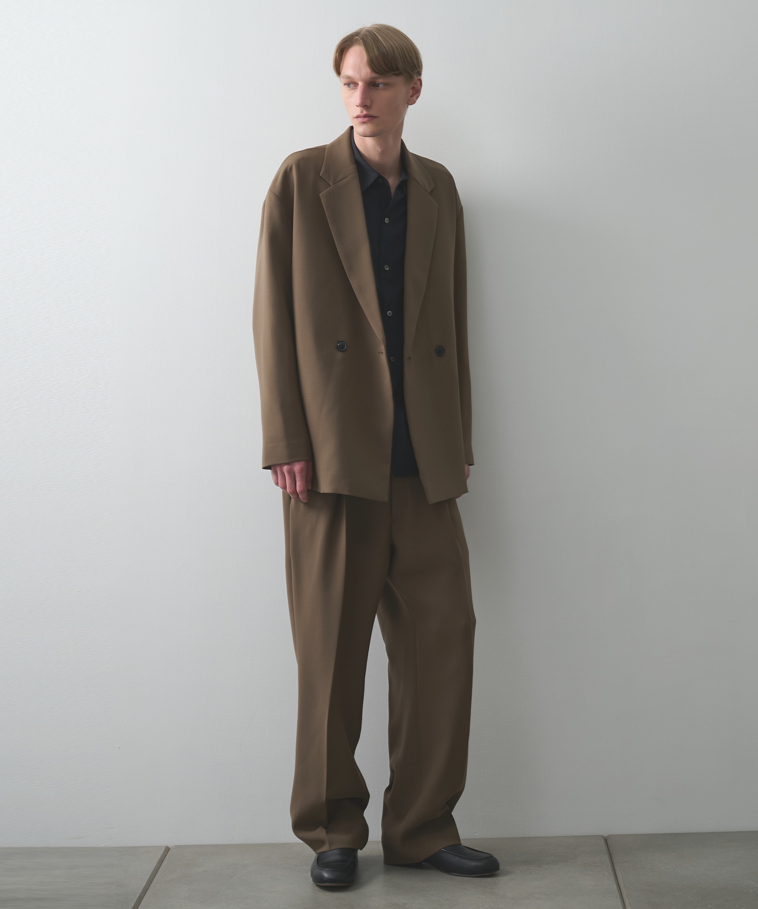 ドリームテックストレートスラックス STUDIOUS