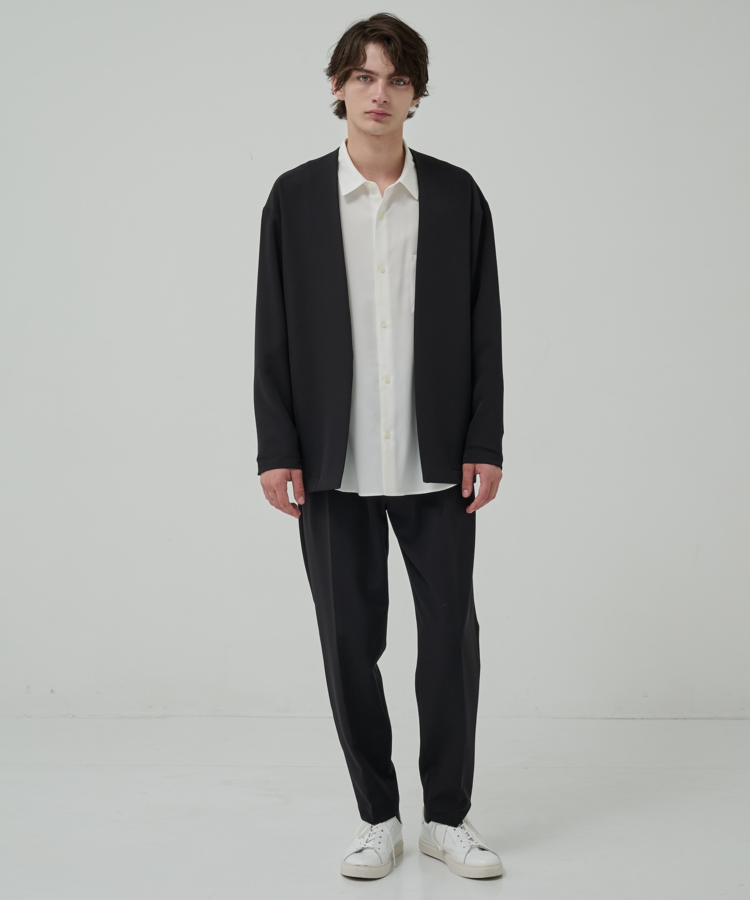 ステュディオス新品 ノースリロングジャケット ロングノーカラー