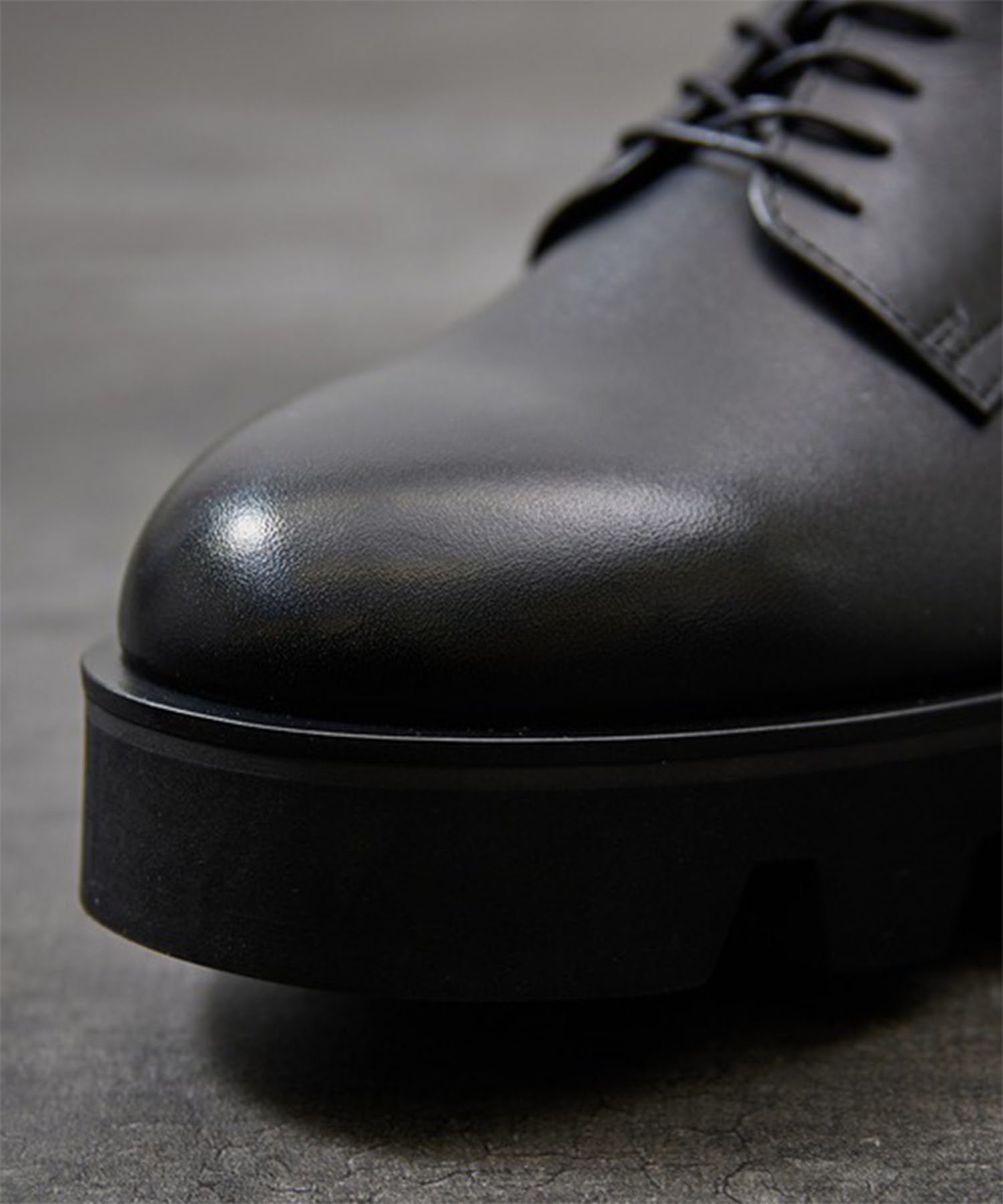 PLAIN TOE with Chunky Sole PADRONE