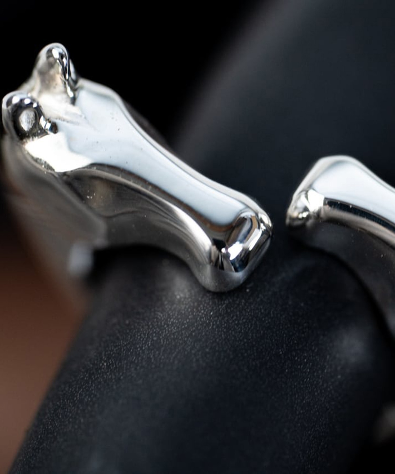 R-078 Horse ring (double face) WAKAN SILVER SMITH