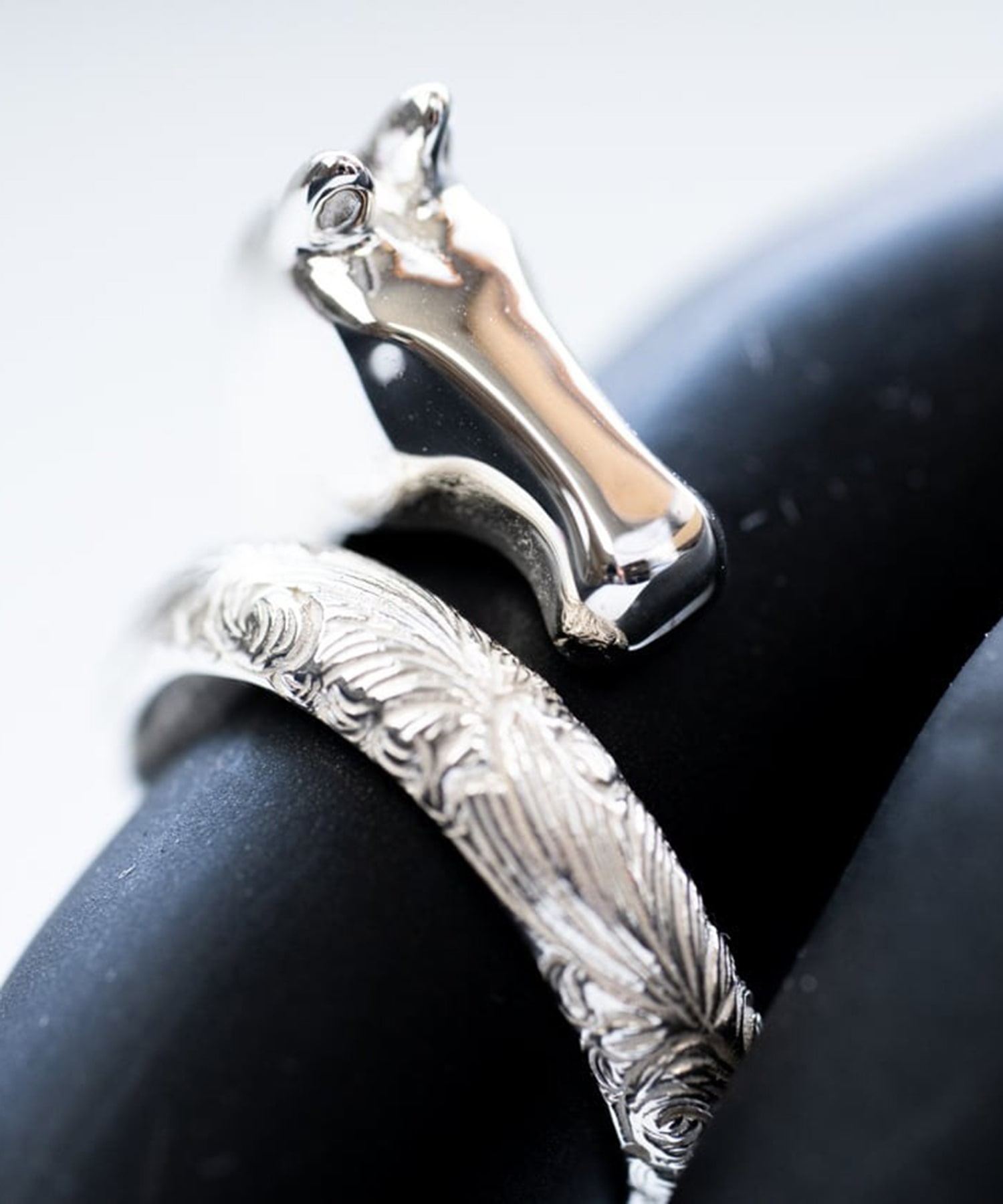 R-079 Horse ring (arabesque) WAKAN SILVER SMITH