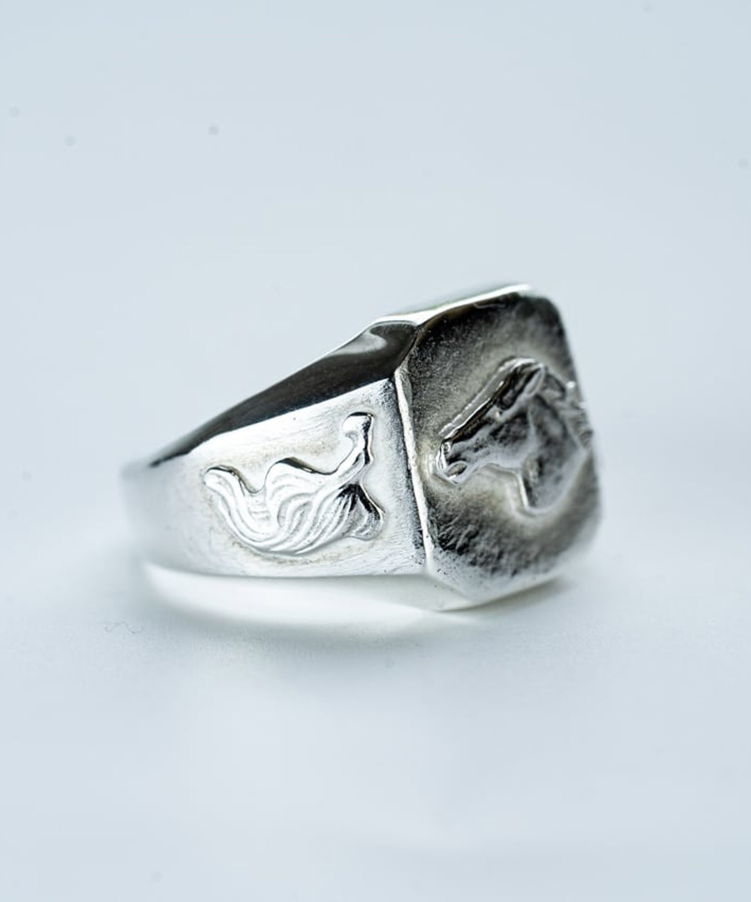 R-090 Square signet ring horsetail (SV hose) WAKAN SILVER SMITH