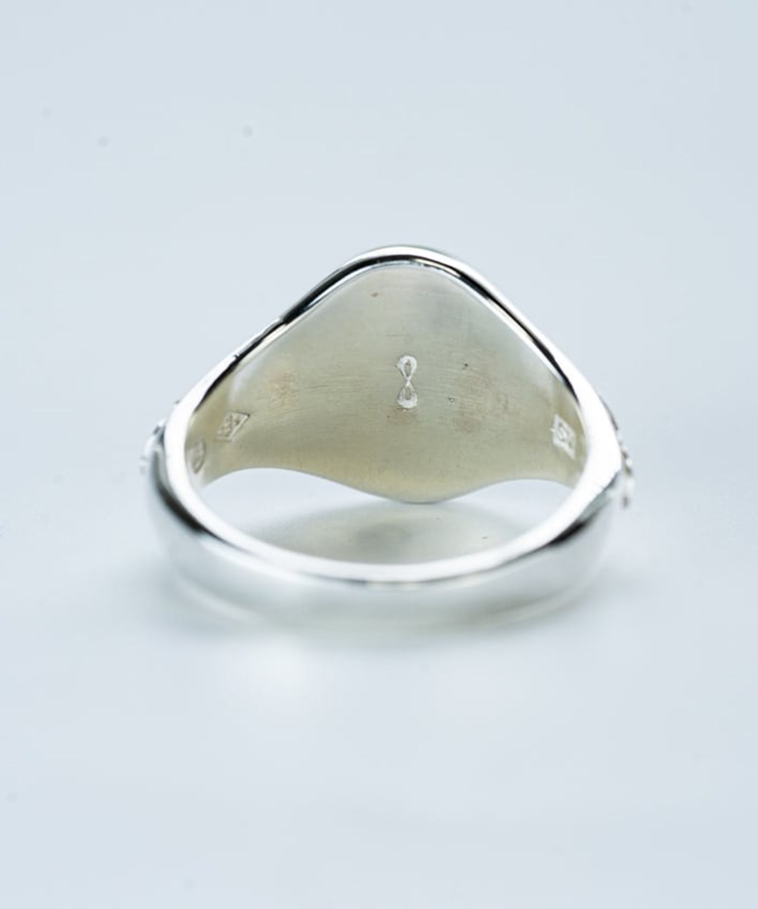 R-089 Oval signet ring olive (K10 eagle) WAKAN SILVER SMITH