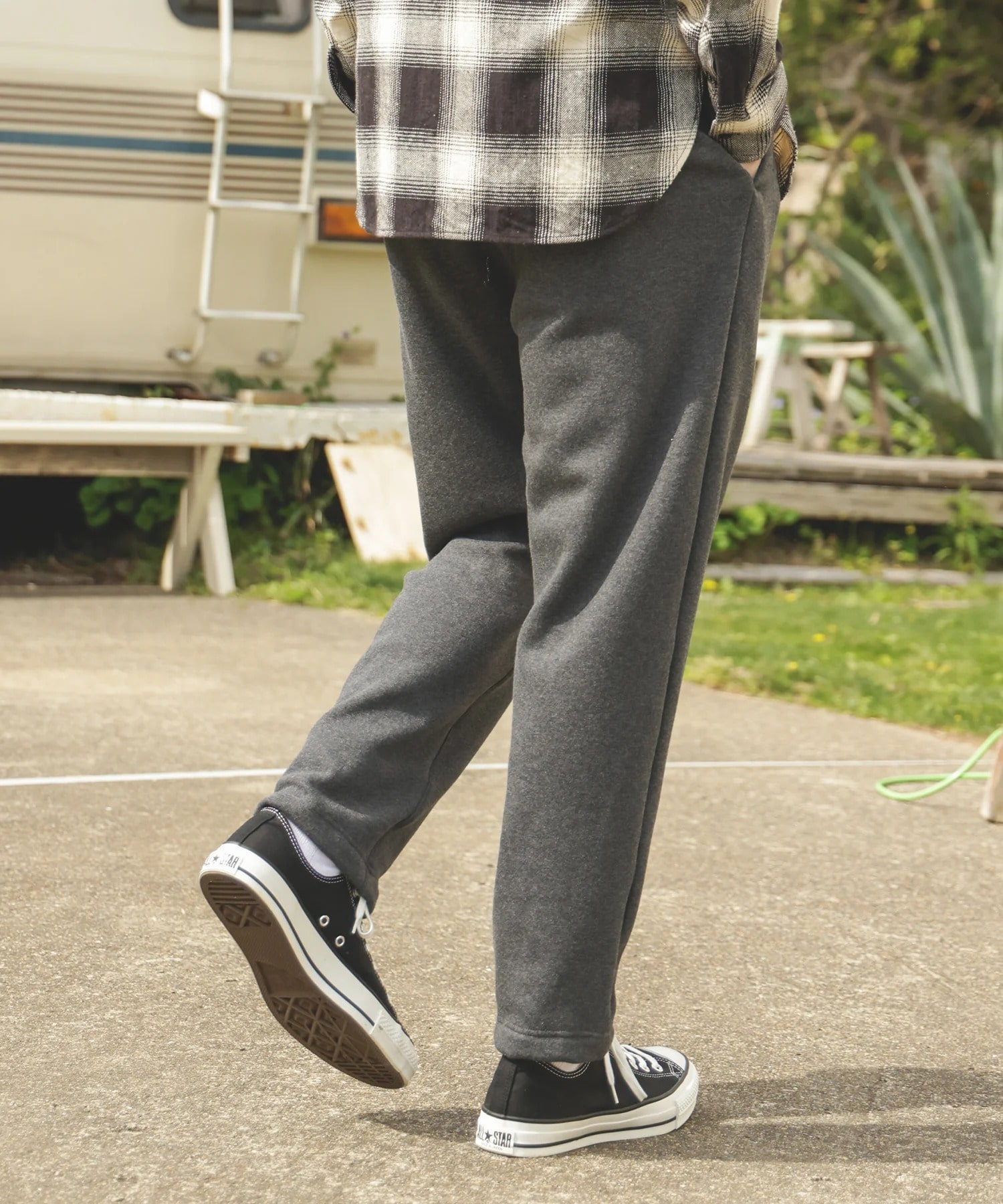 SUPER HEAT JERSEY /TAPERED EASY KNIT PANTS MR.OLIVE