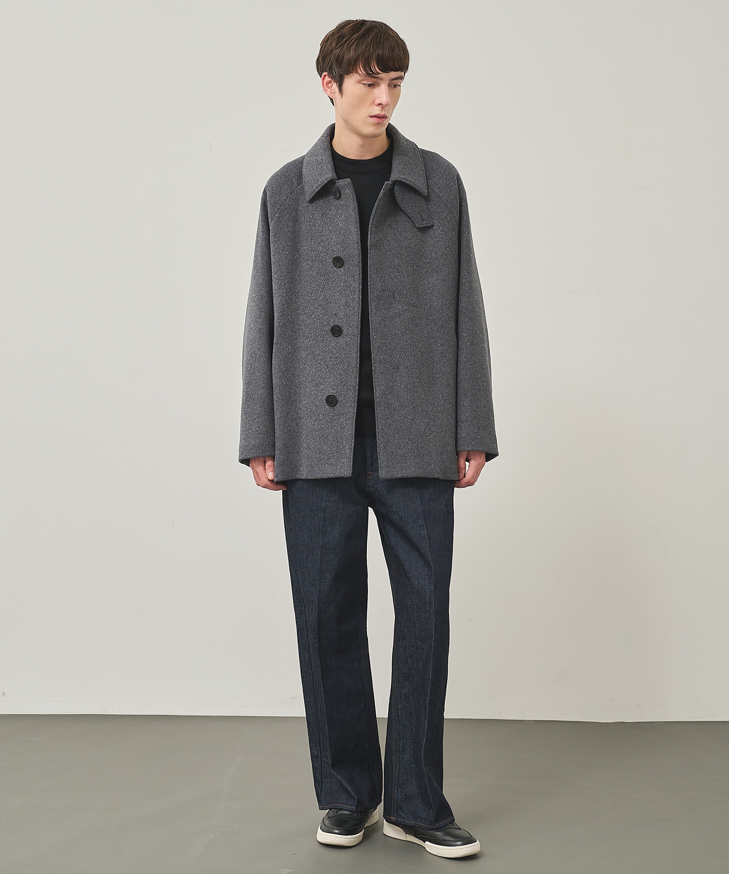 Cashmere Beaver Short Coat STUDIOUS