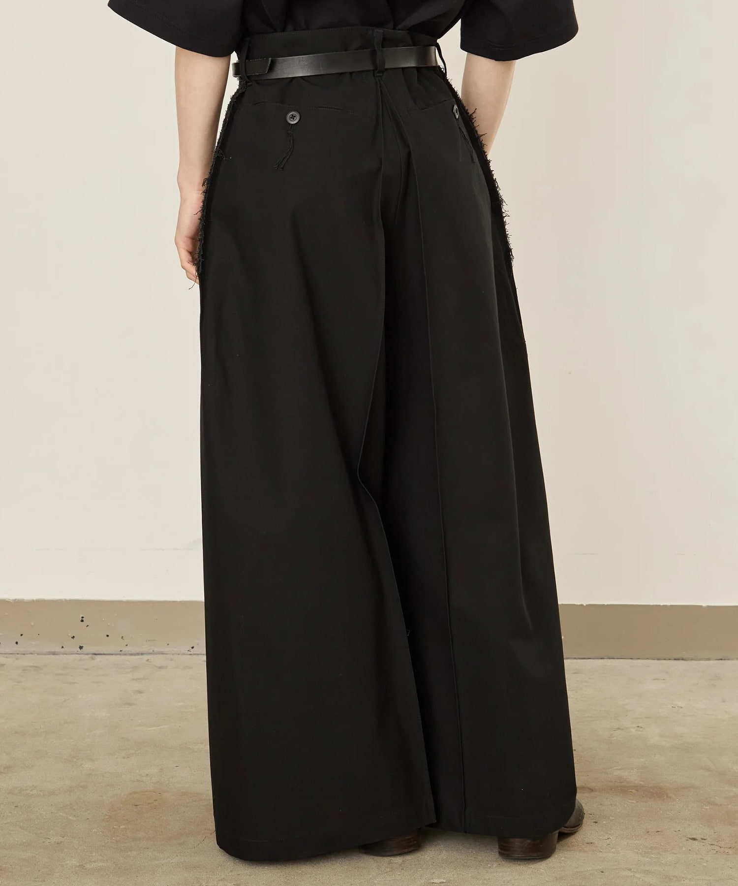 TUBE  PANTS I'm here