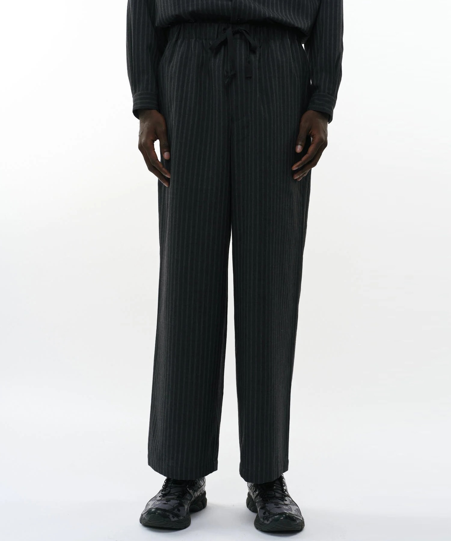 WIDE CYLINDER FIT EASY PANTS MARKAWARE/marka