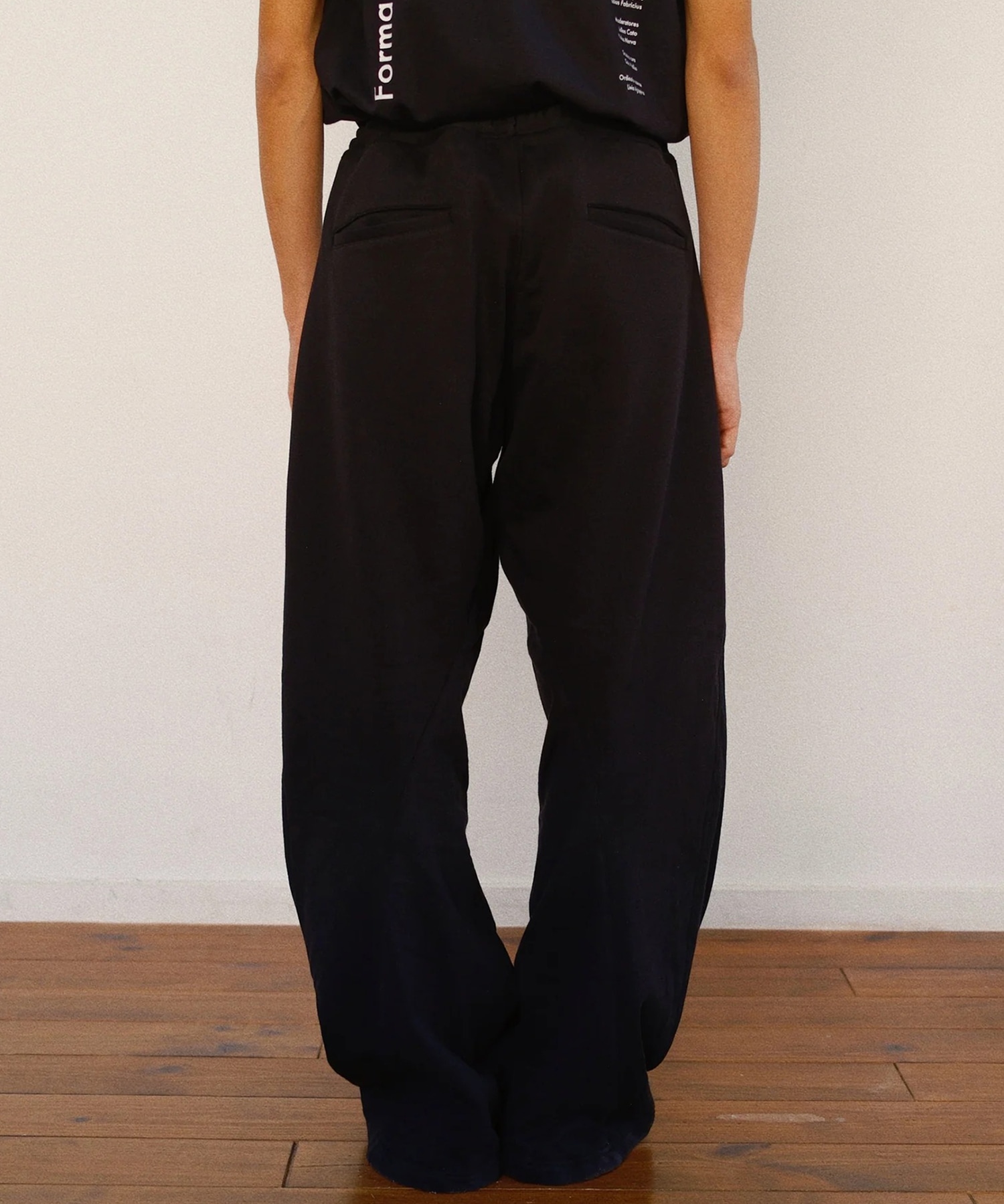 3D Cutting Sweat Pants KHOKI