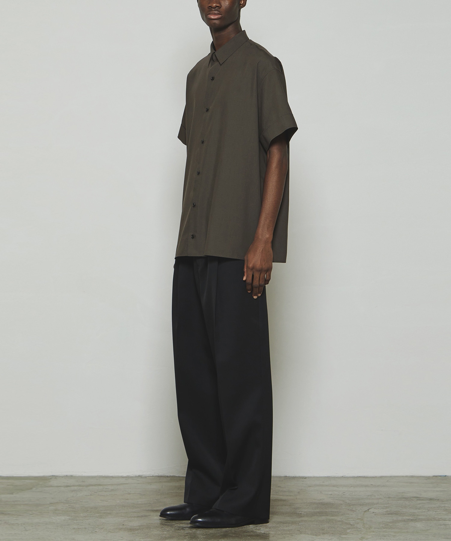 THE PERFECT SHIRT SHORT SLEEVE THE RERACS