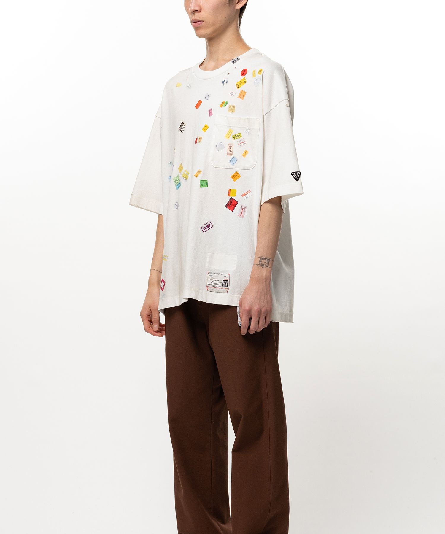 PRICE STICKER TEE Maison MIHARA YASUHIRO