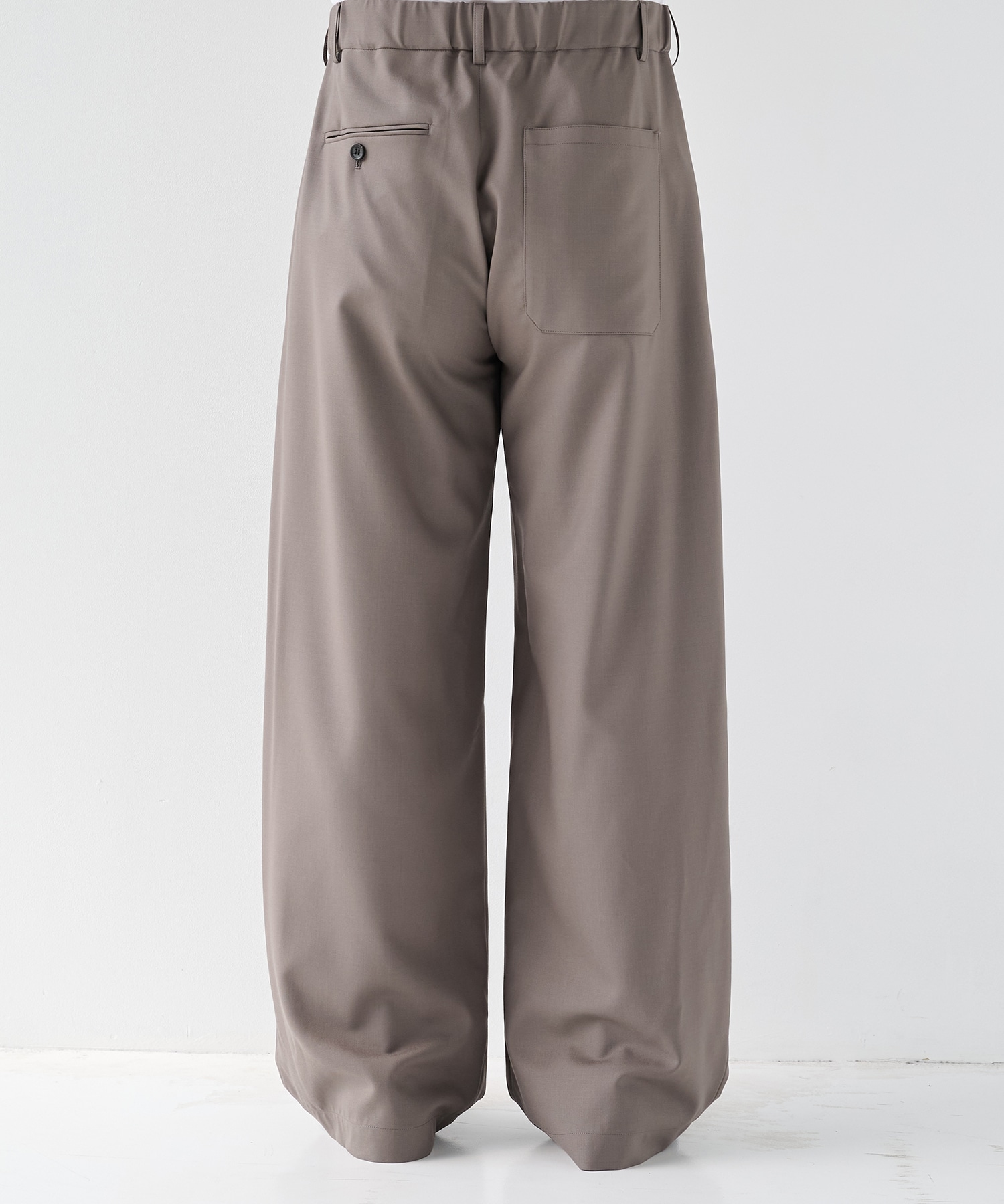 2Tuck Curve Slacks STUDIOUS