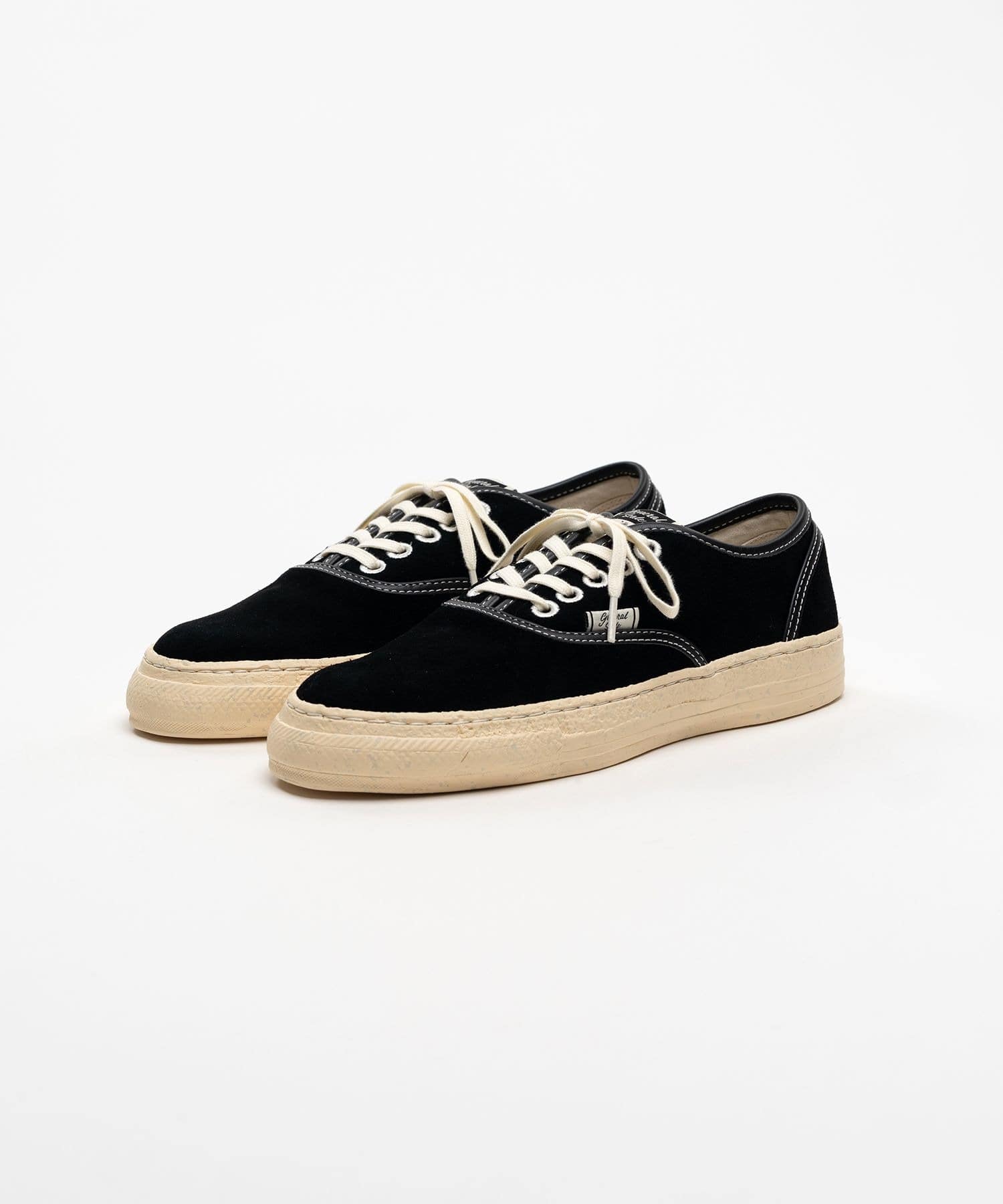 KIEFER / Suede Low-Top Sneakers General Scale.