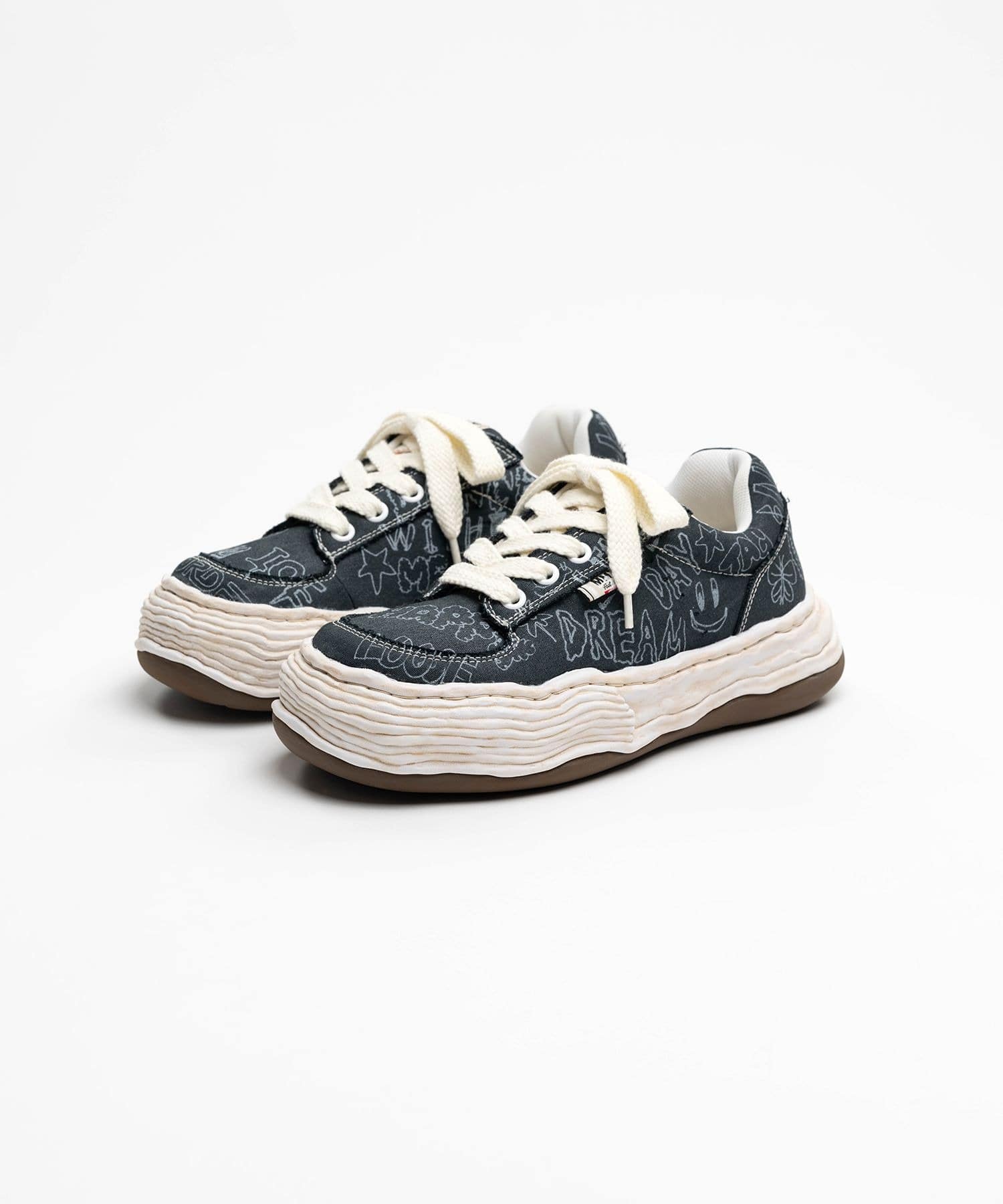 OLIVER OG Sole Graffiti Printed Canvas Low-top Sneakers Maison MIHARA YASUHIRO