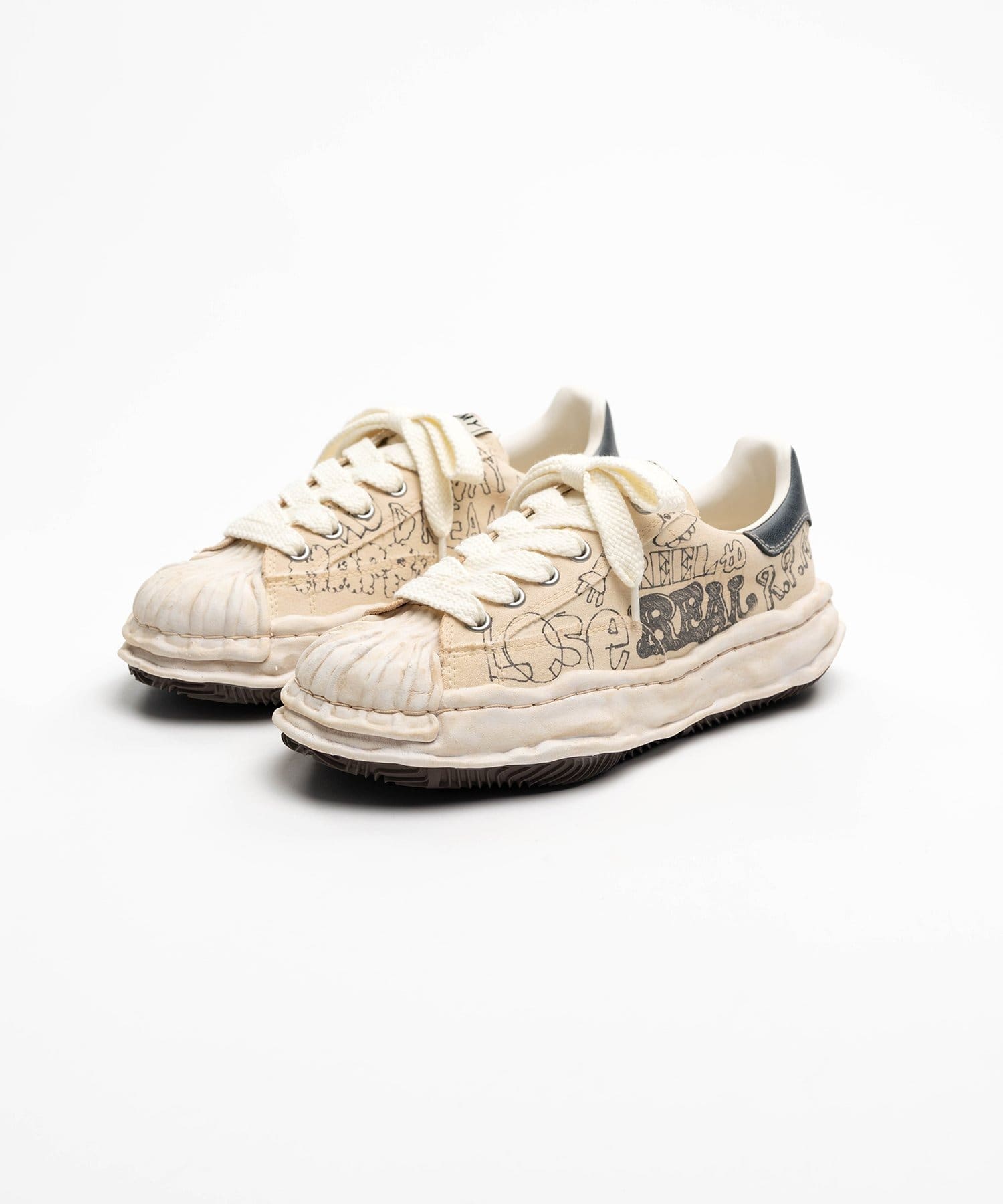 BLAKEY OG Sole Graffiti Printed Canvas Low_top Sneakers Maison MIHARA YASUHIRO