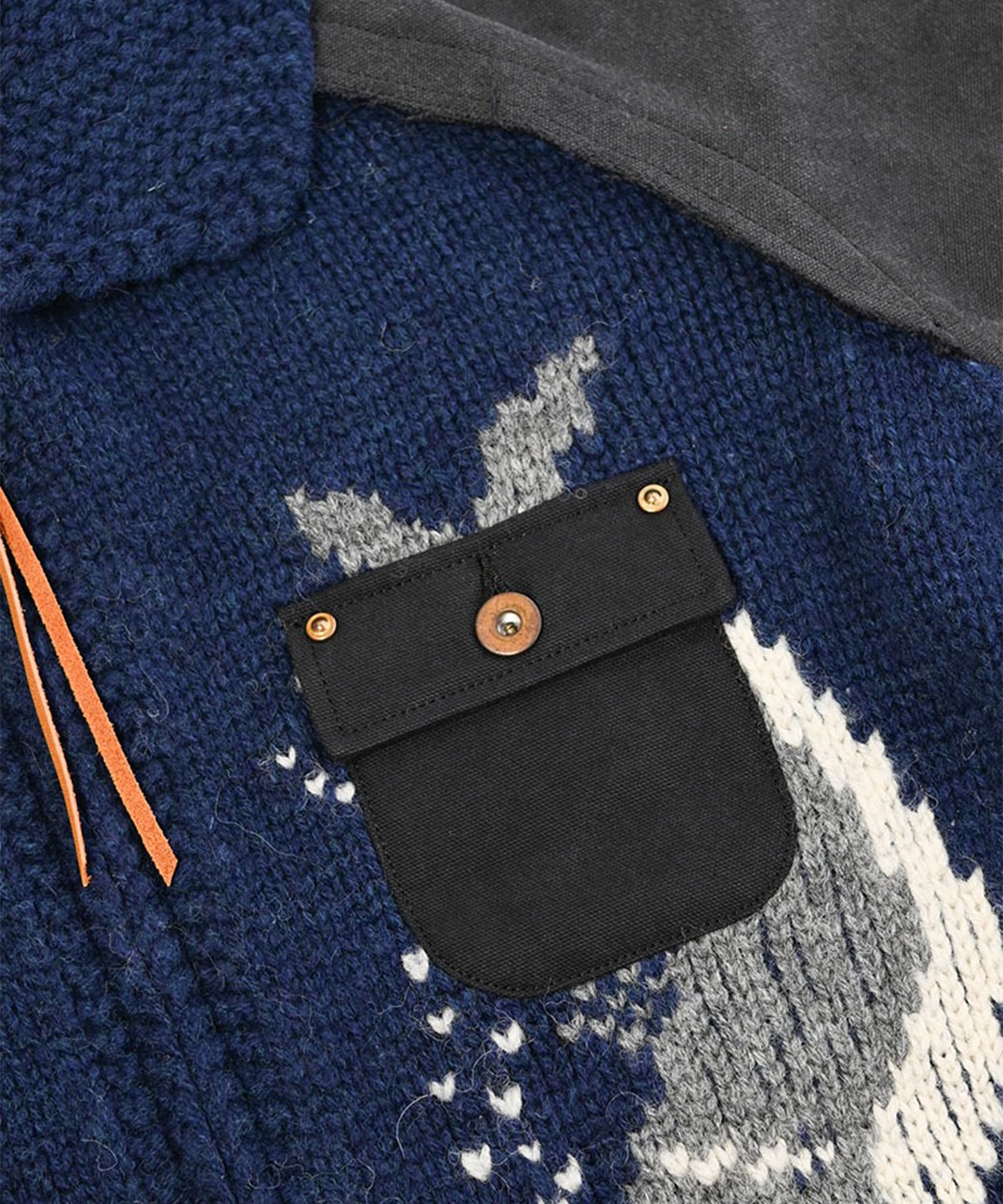 Combination cowichan sweater KHOKI