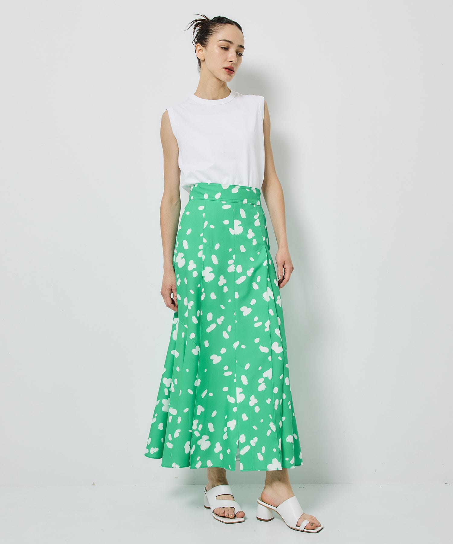 INella〉クラフトドットプリントスカート(1 GREEN): STUDIOUS: WOMENS