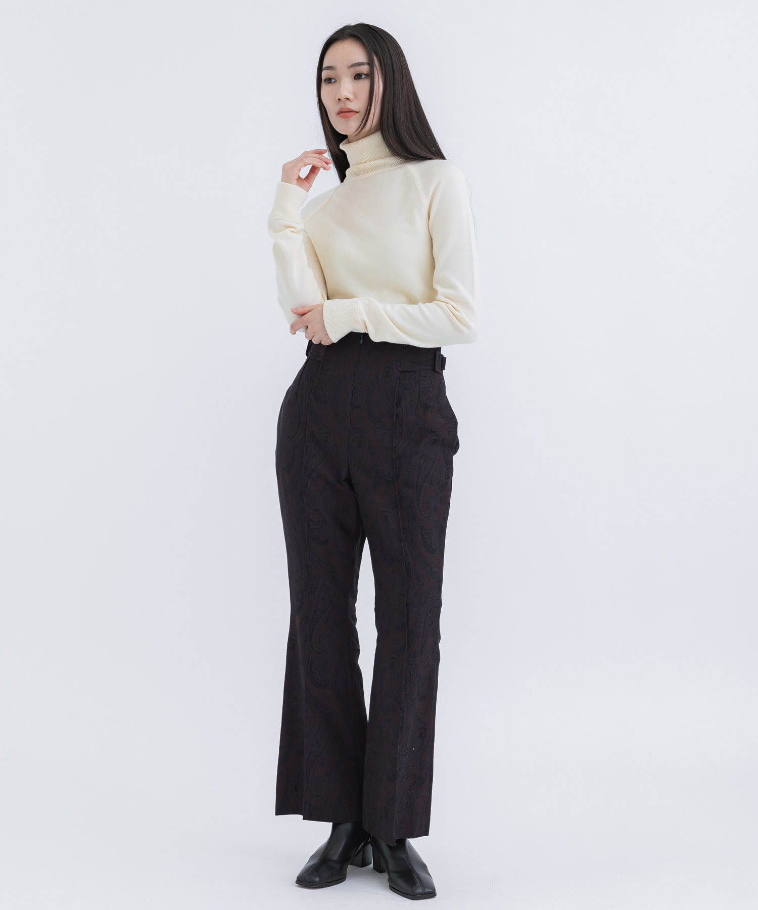 Pintucked trousers-jacqurd(FREE NAVY): AKIKOAOKI: WOMENS 