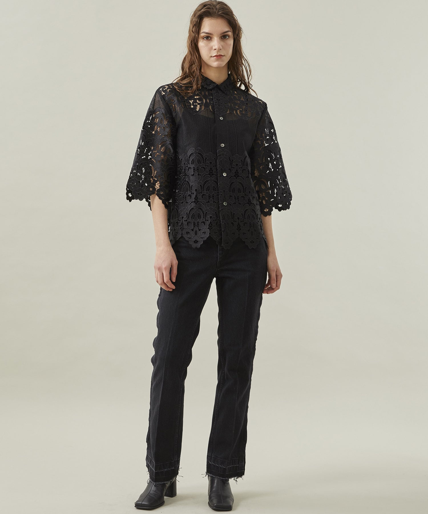 Lace shirt｜STUDIOUS