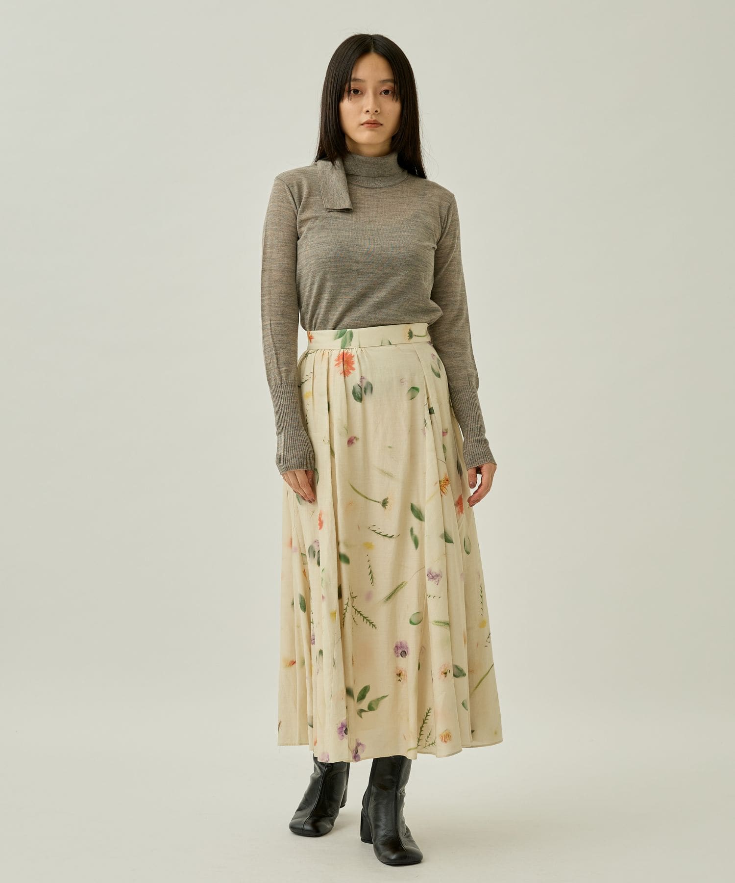 Soak flower Skirt BE AKIRANAKA