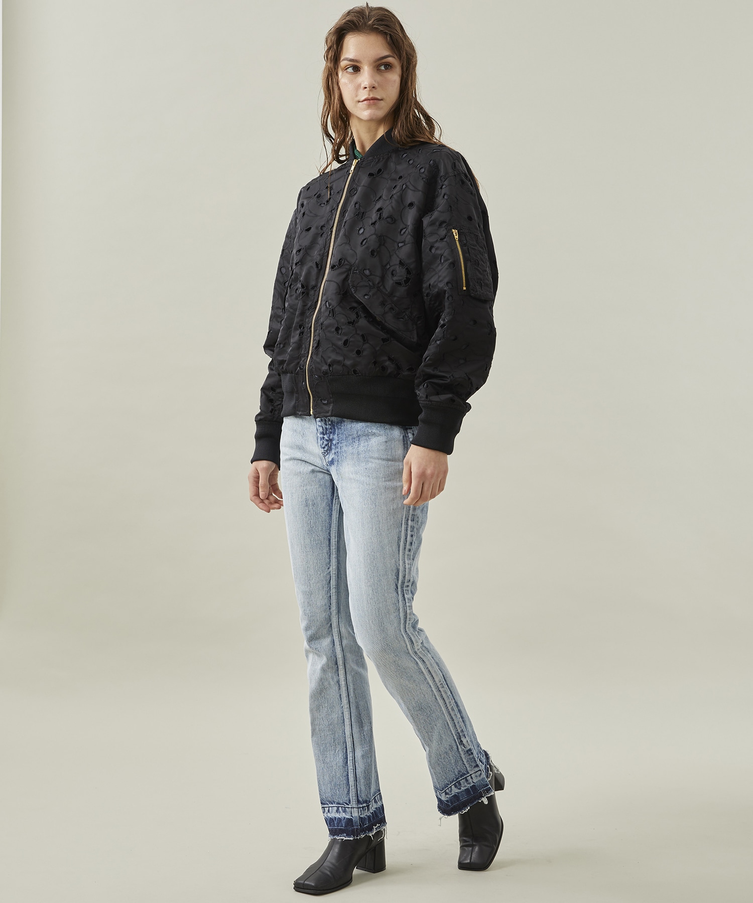 TOGA PULLA/トーガプルラ】Nylon twill embroidery blouson/ナイロン